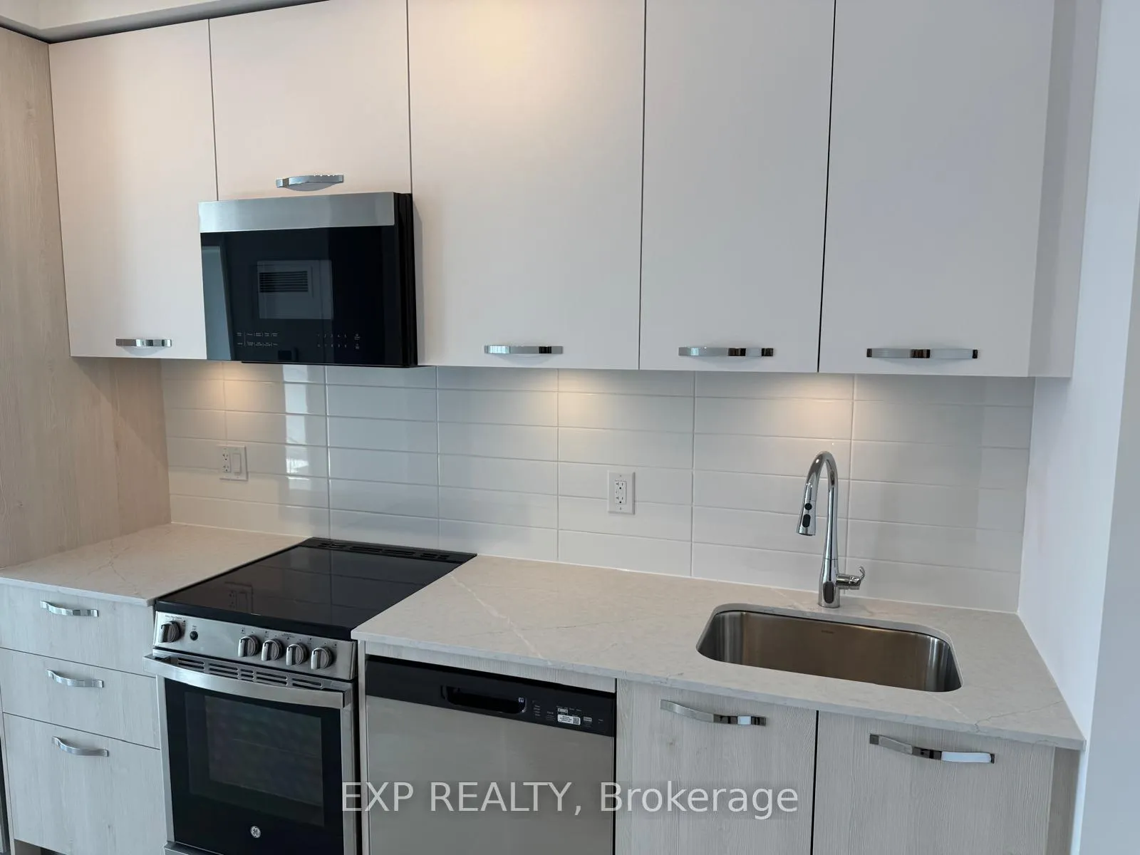 Photo 13 of Unit 2513, 75 James Street, Hamilton, Corktown — HOMEH