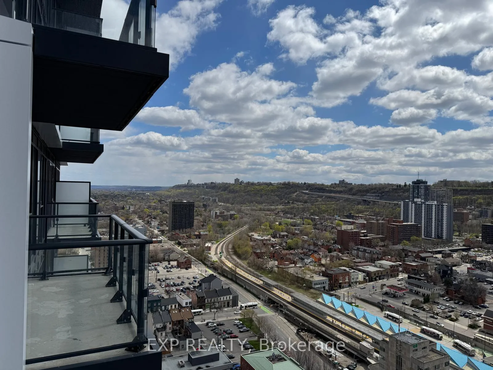 Photo 31 of Unit 2513, 75 James Street, Hamilton, Corktown — HOMEH