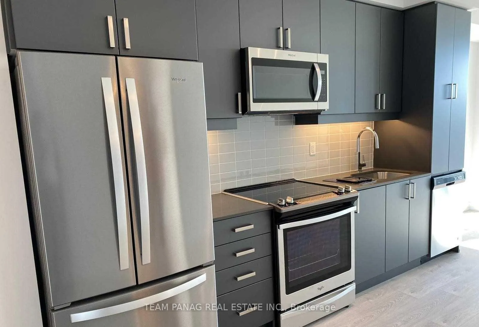 Photo 2 of Unit LPH18, 7895 Jane Street, Vaughan, Concord — HOMEH