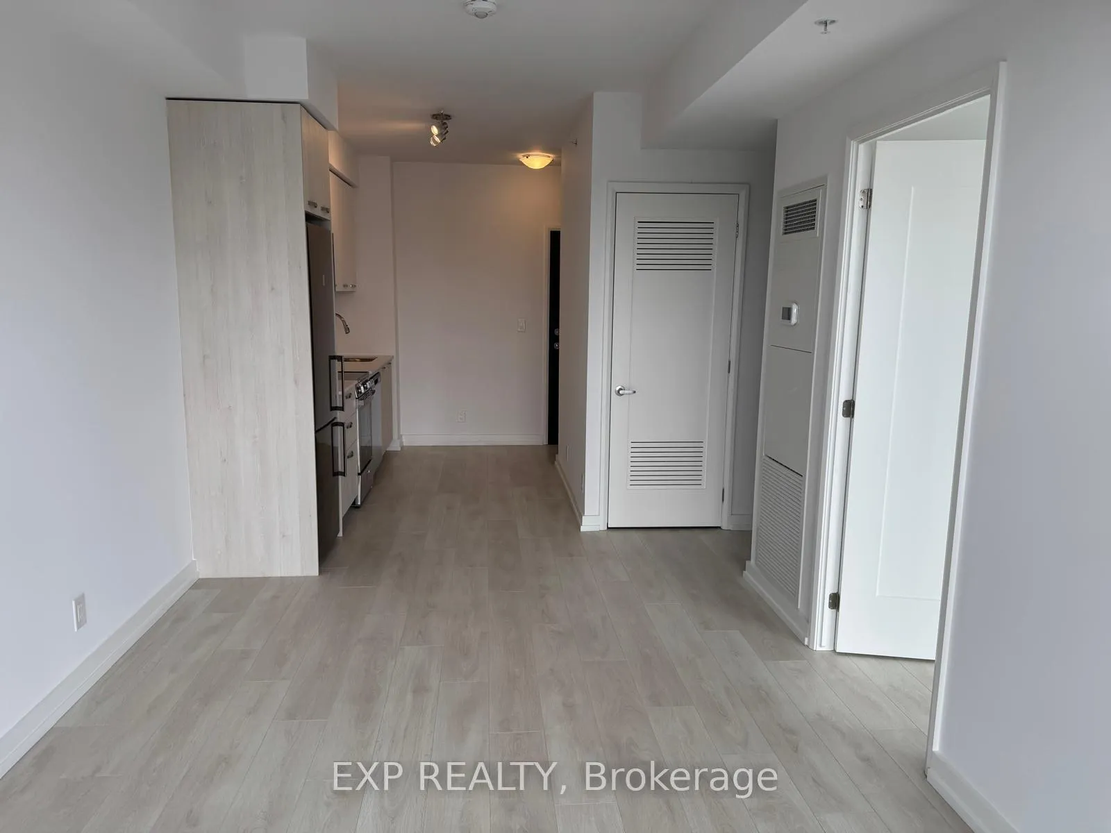Photo 31 of Unit 2613, 75 James Street, Hamilton, Corktown — HOMEH