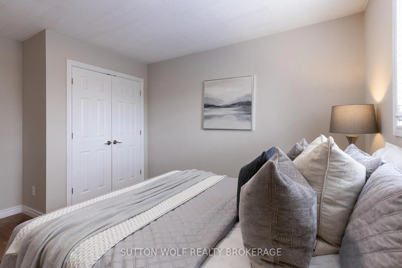 Photo 24 of 501 Darcy Drive, Strathroy-Caradoc, NE — HOMEH
