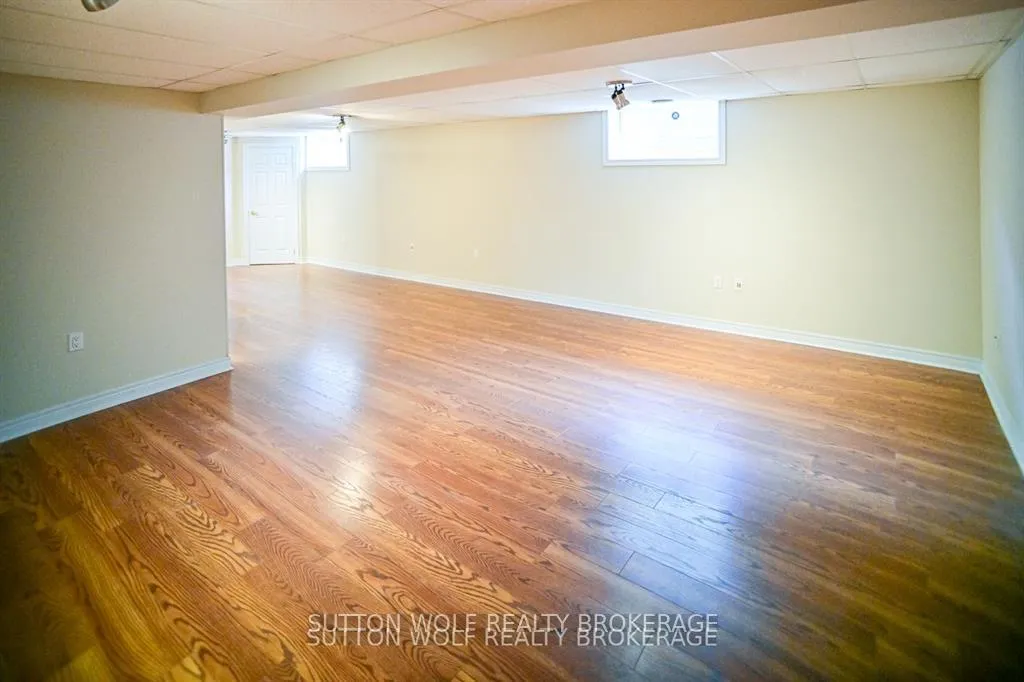 Photo 30 of 501 Darcy Drive, Strathroy-Caradoc, NE — HOMEH