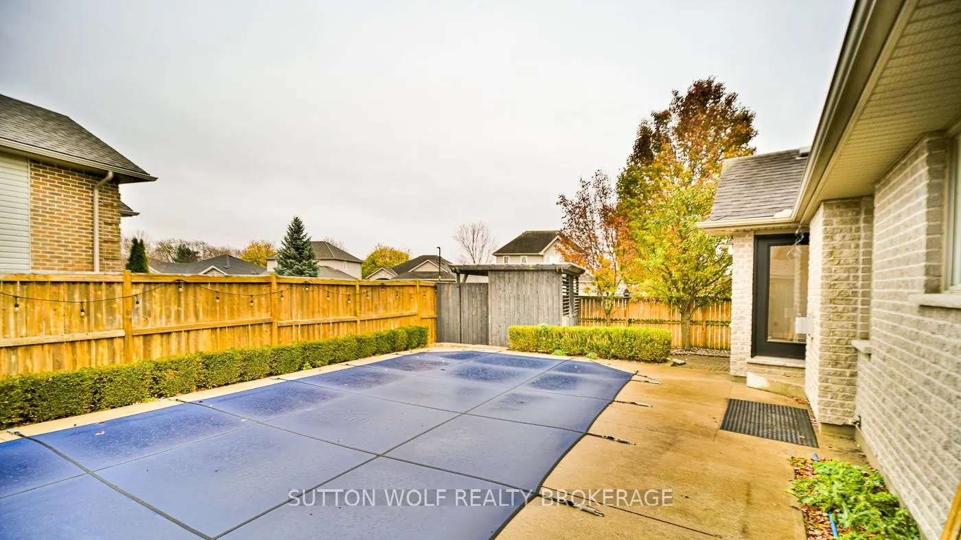 Photo 39 of 501 Darcy Drive, Strathroy-Caradoc, NE — HOMEH