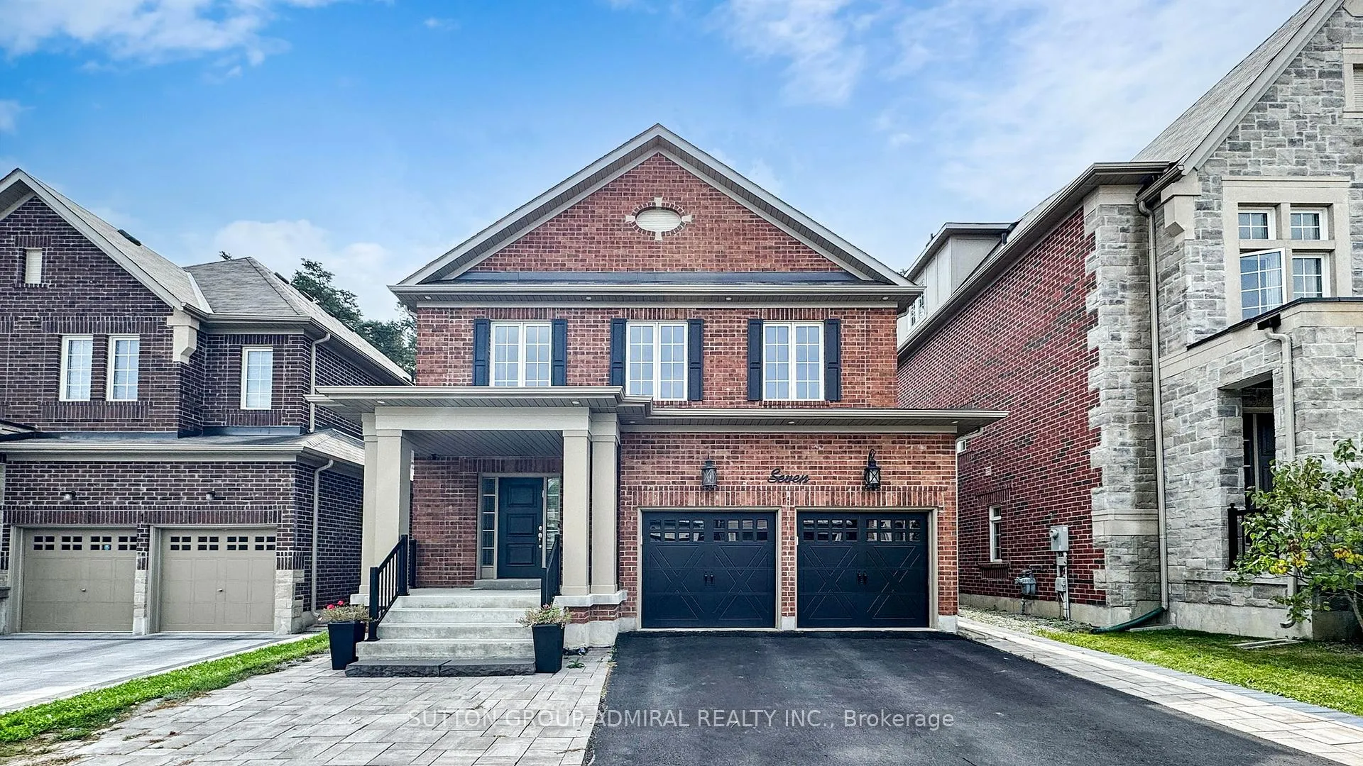 Photo 1 of 7 Fitzmaurice Drive, Vaughan, Patterson — HOMEH