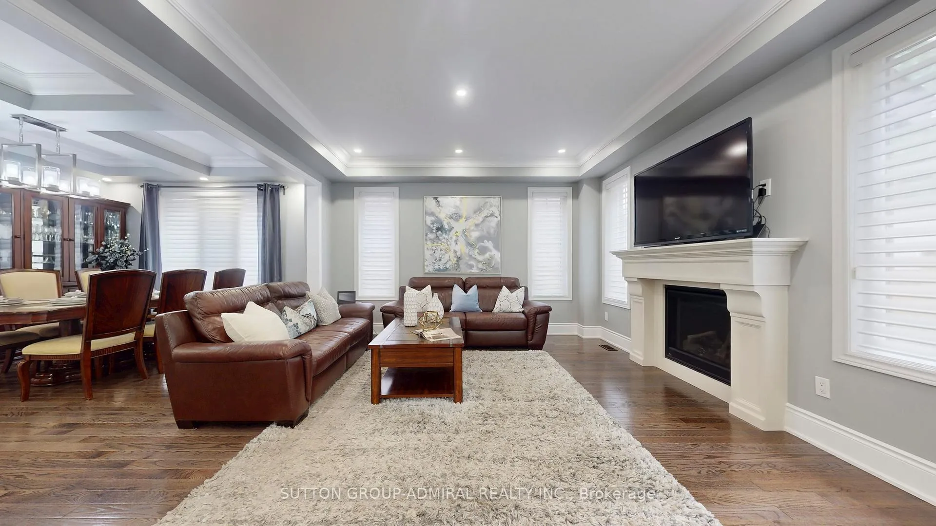 Photo 5 of 7 Fitzmaurice Drive, Vaughan, Patterson — HOMEH