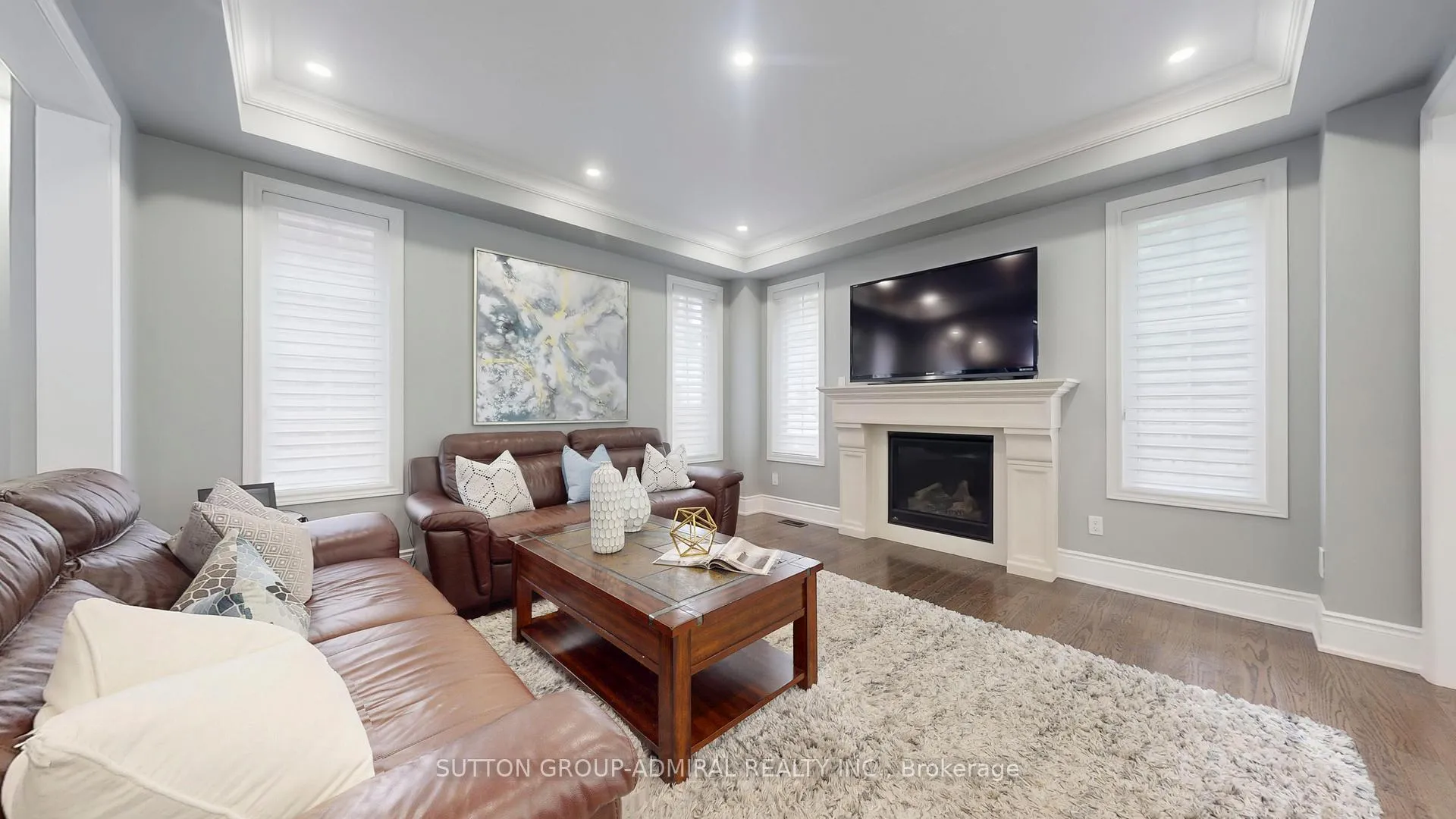 Photo 6 of 7 Fitzmaurice Drive, Vaughan, Patterson — HOMEH