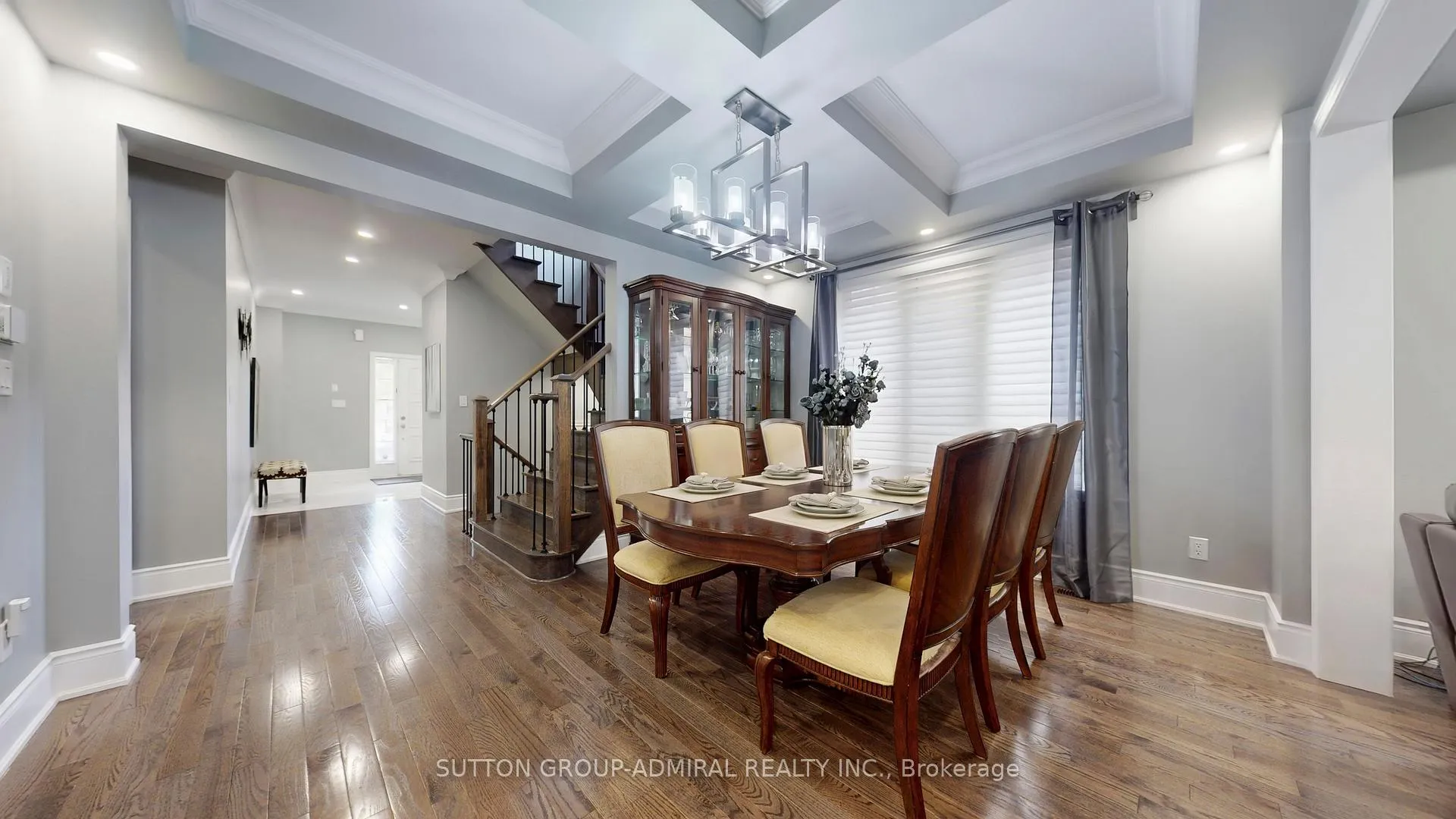 Photo 8 of 7 Fitzmaurice Drive, Vaughan, Patterson — HOMEH