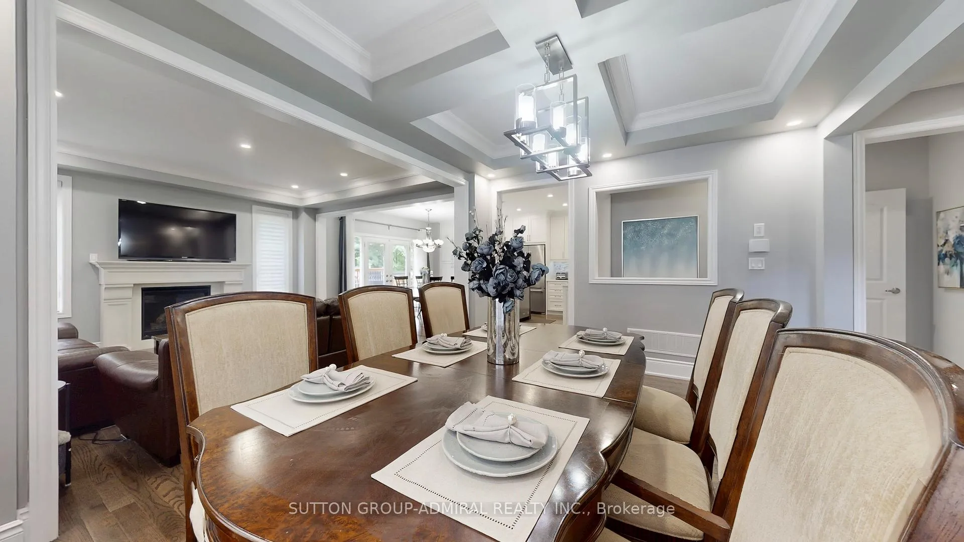 Photo 11 of 7 Fitzmaurice Drive, Vaughan, Patterson — HOMEH
