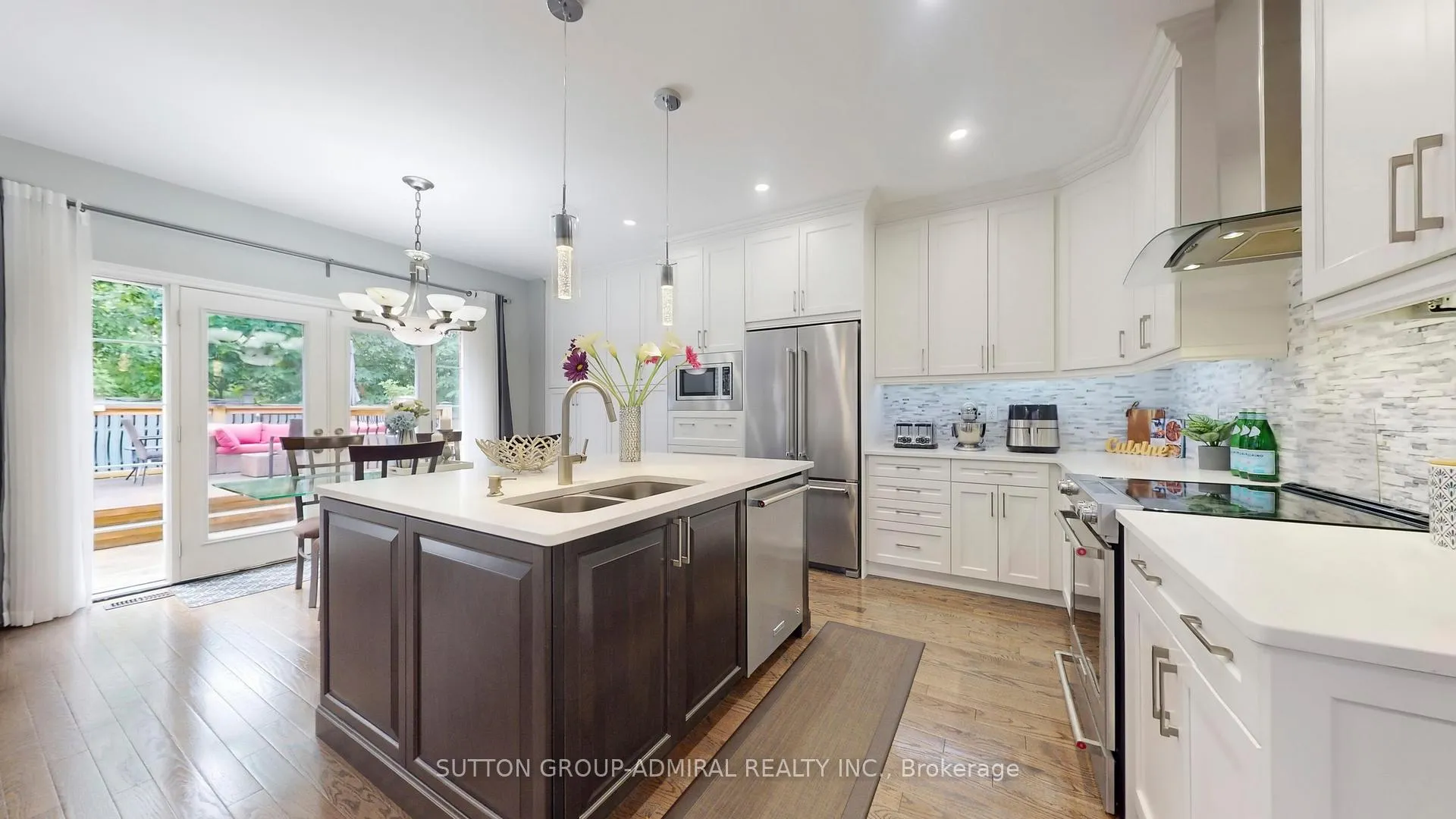 Photo 12 of 7 Fitzmaurice Drive, Vaughan, Patterson — HOMEH