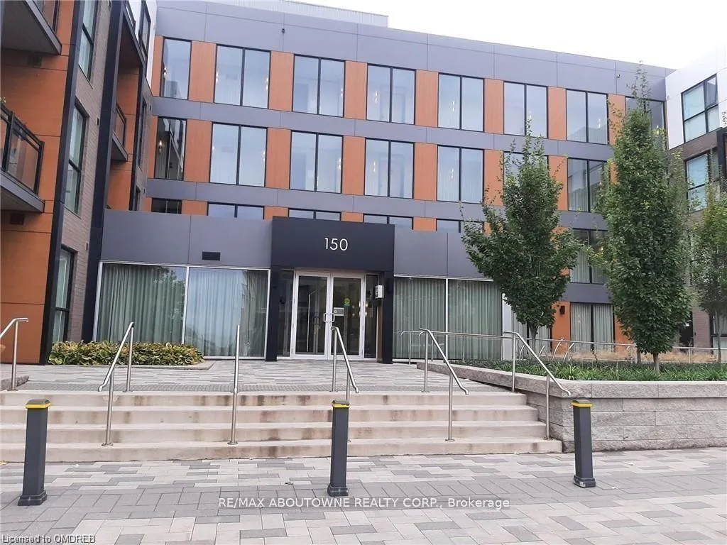 Front of Unit 207, 150 Sabina Drive