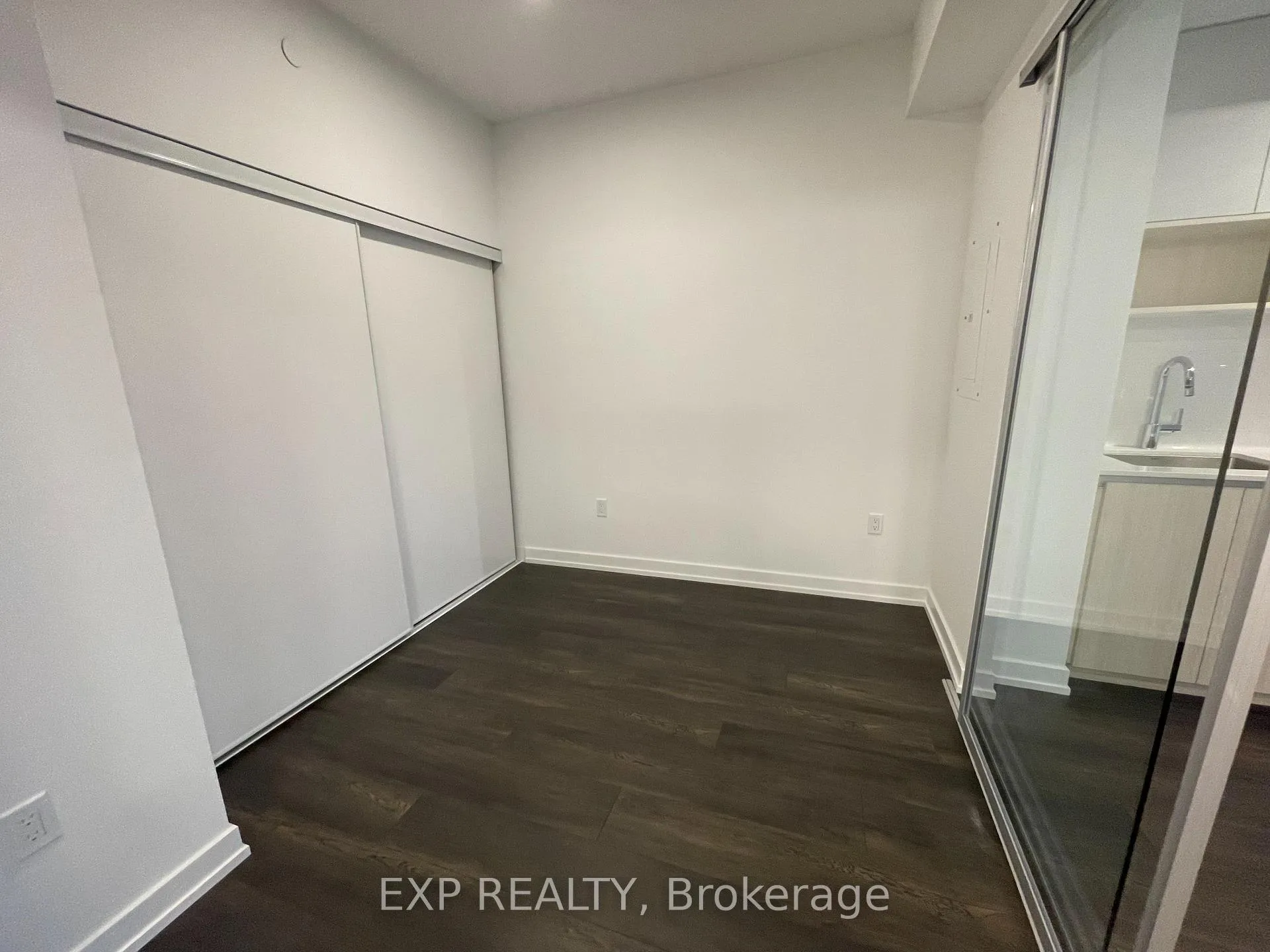 Photo 12 of Unit 521, 799 The Queensway, Etobicoke, Stonegate-Queensway — HOMEH