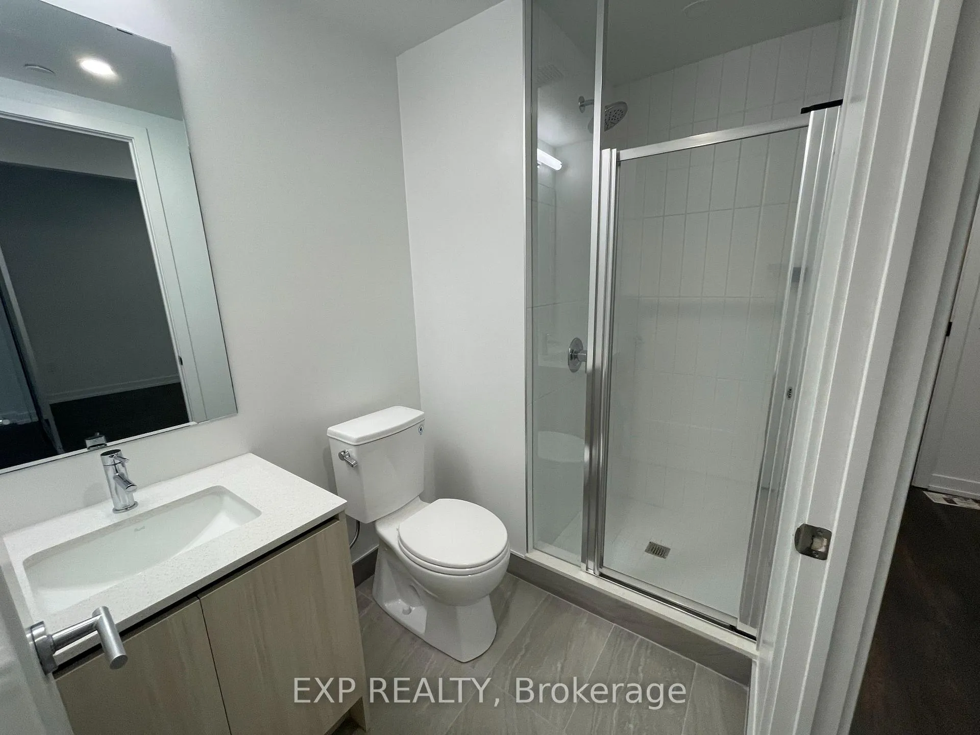 Photo 13 of Unit 521, 799 The Queensway, Etobicoke, Stonegate-Queensway — HOMEH