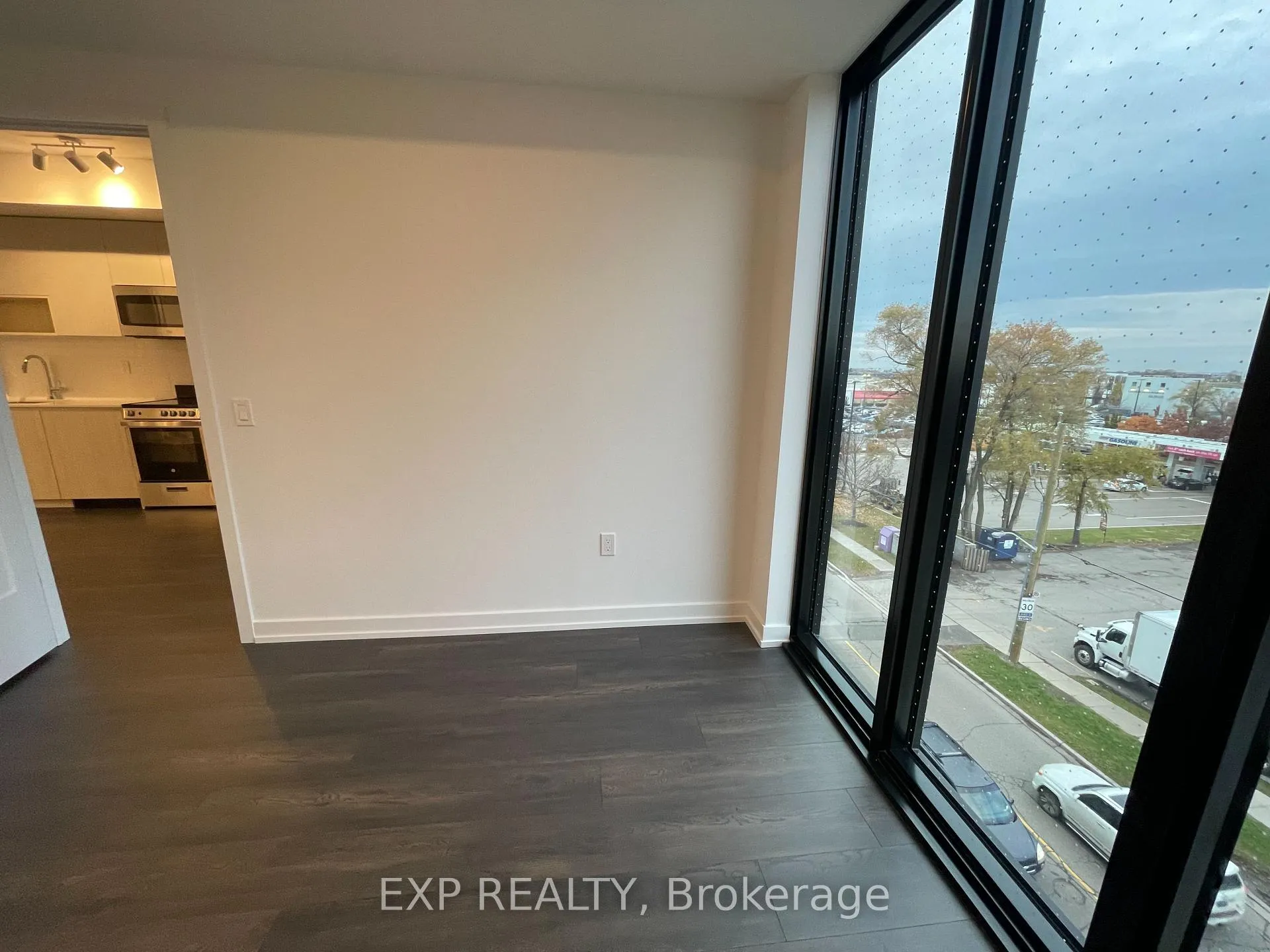 Photo 16 of Unit 521, 799 The Queensway, Etobicoke, Stonegate-Queensway — HOMEH