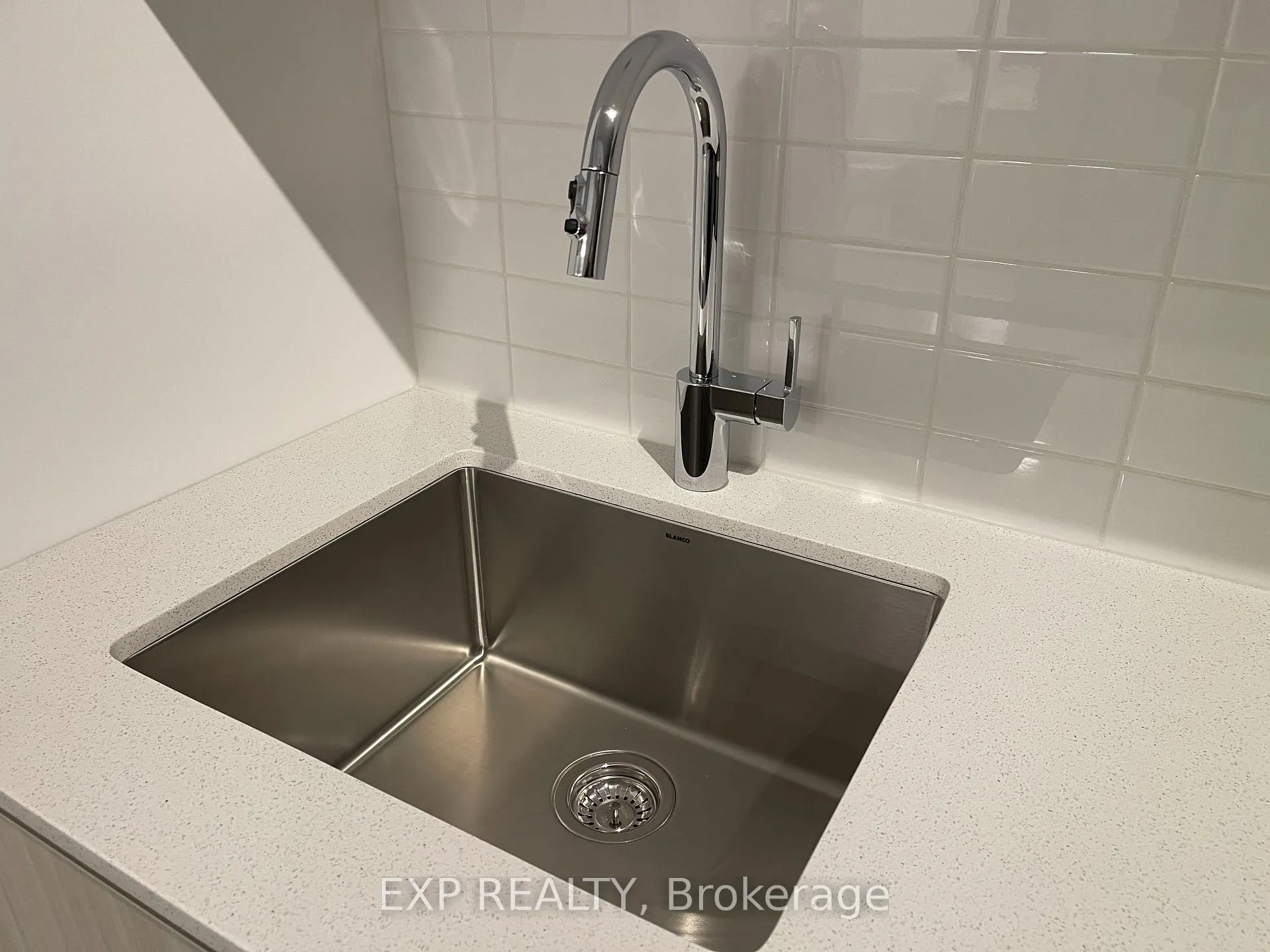 Photo 21 of Unit 521, 799 The Queensway, Etobicoke, Stonegate-Queensway — HOMEH