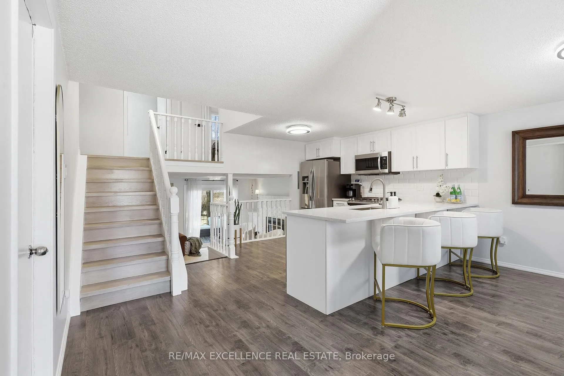 Photo 11 of 277 Nelson Street, Barrie, Grove East — HOMEH