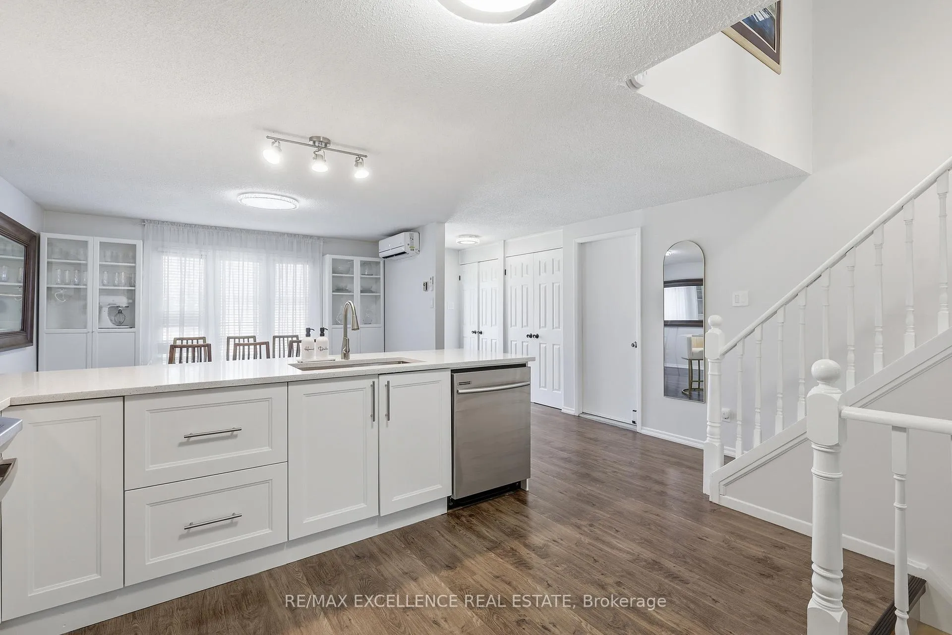 Photo 12 of 277 Nelson Street, Barrie, Grove East — HOMEH