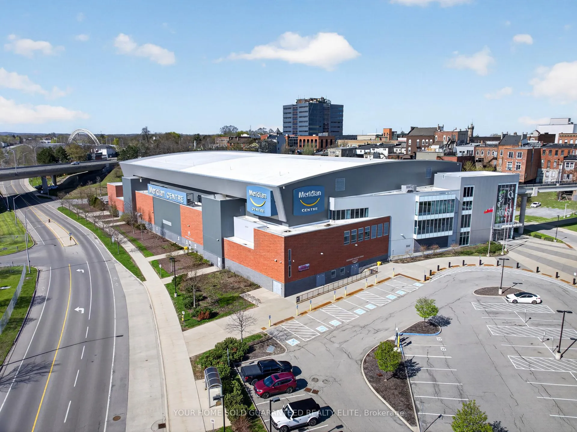 Photo 25 of 48 Carlisle Street, St. Catharines, Downtown — HOMEH