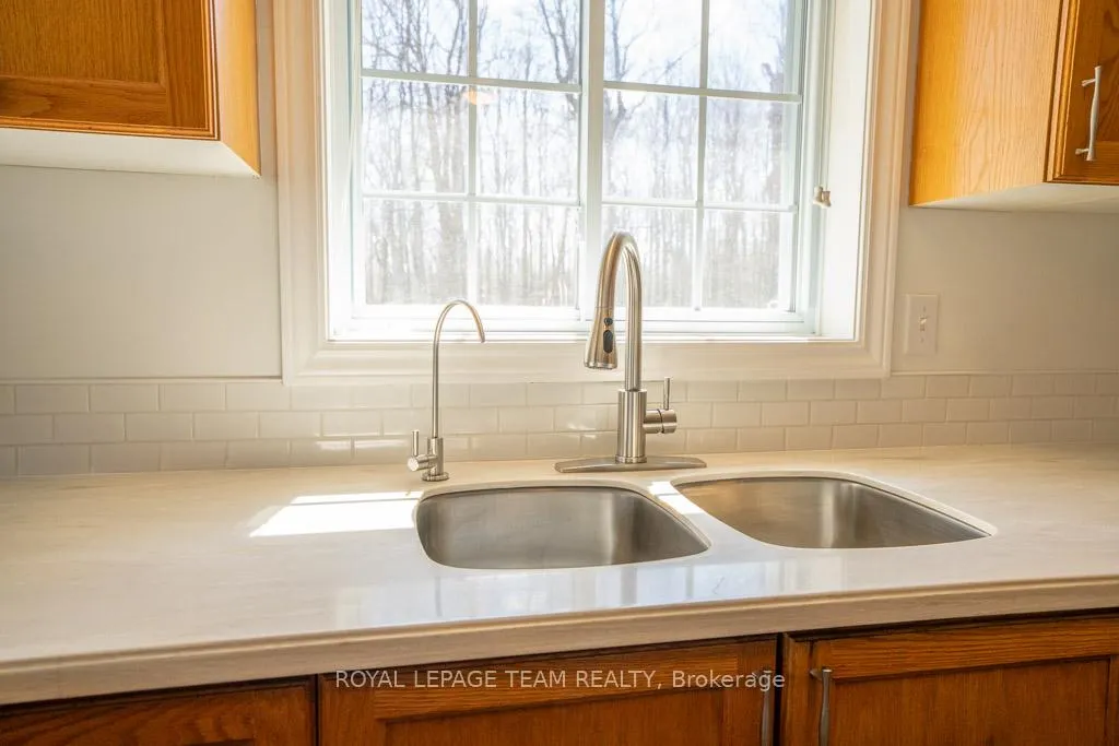 Photo 16 of 480 Lake Park Road, Beckwith, Beckwith Twp — HOMEH