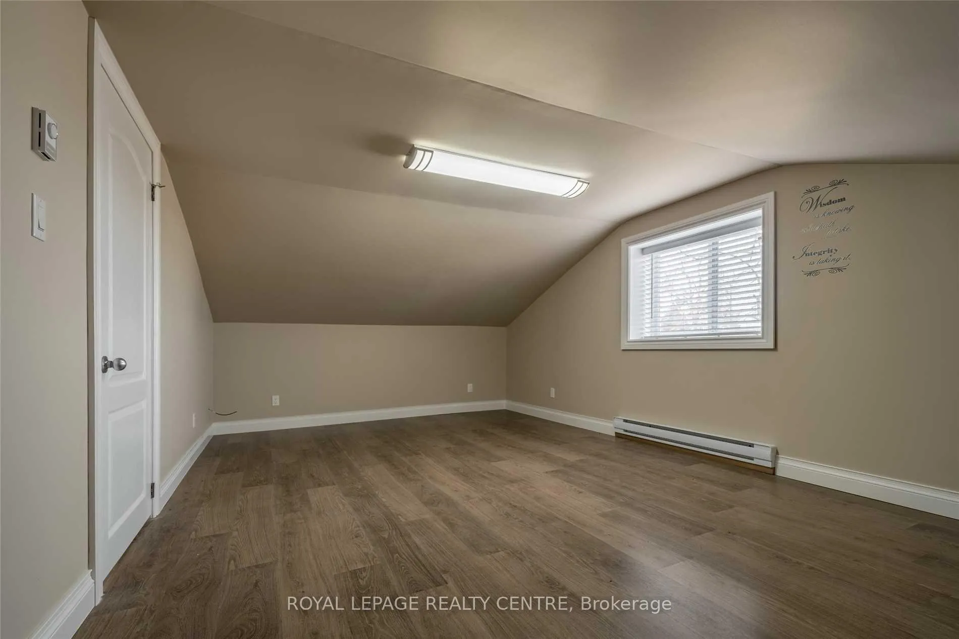 Photo 10 of Unit 4, 5425 Eighth Line, Milton, Rural Trafalgar — HOMEH