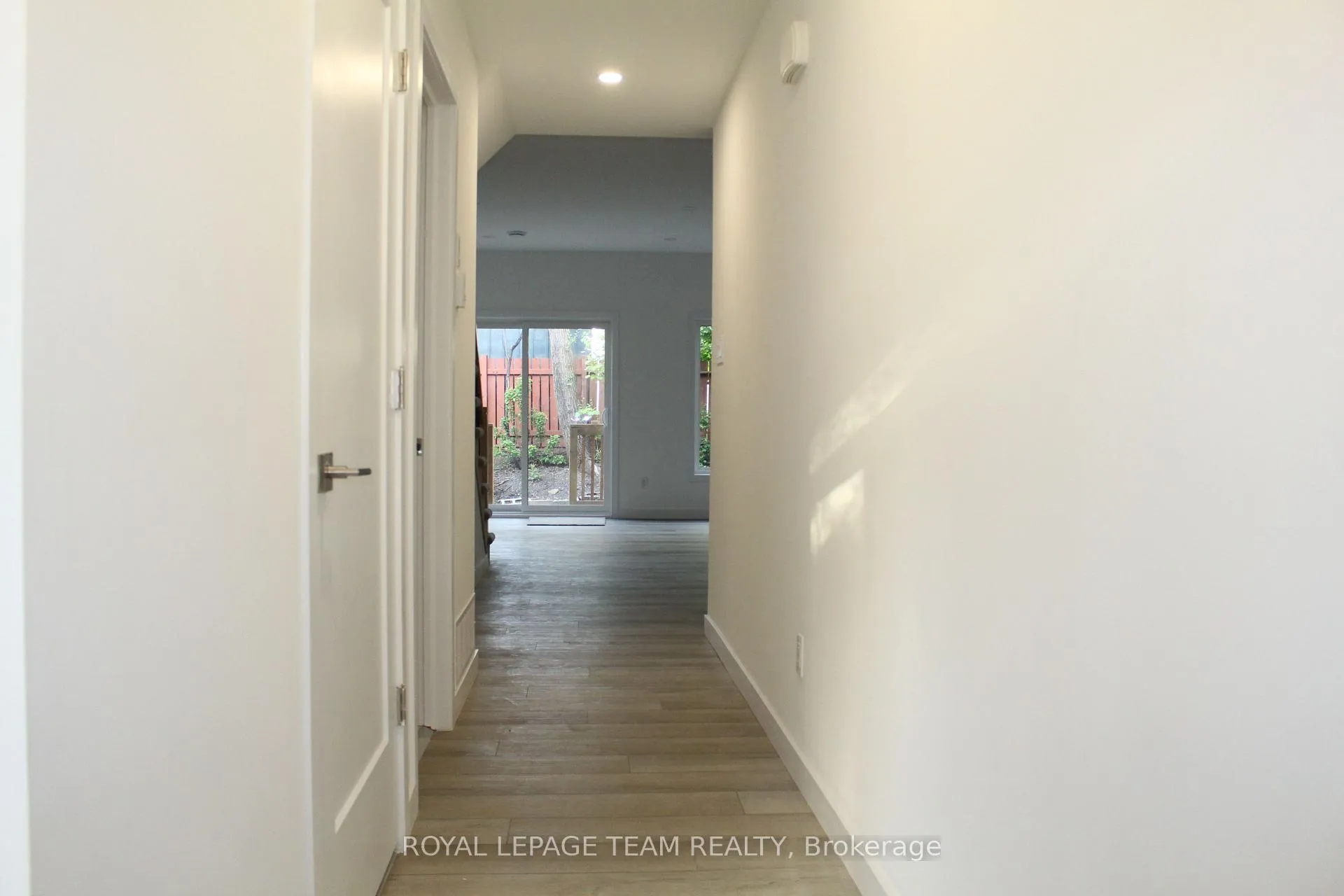 Photo 4 of Unit Unit A, 155 Longpre Street, Ottawa, Vanier — HOMEH