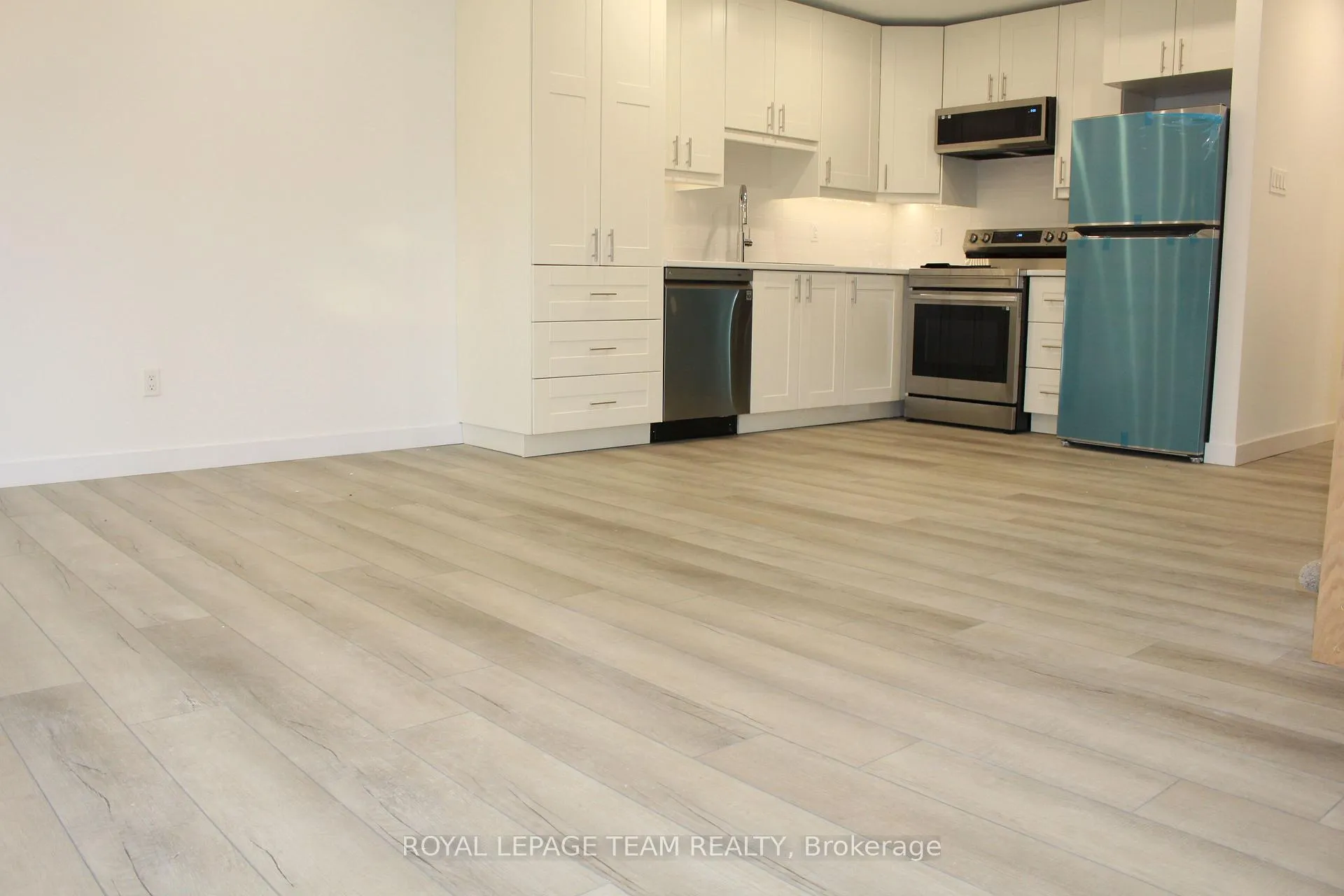 Photo 7 of Unit Unit A, 155 Longpre Street, Ottawa, Vanier — HOMEH