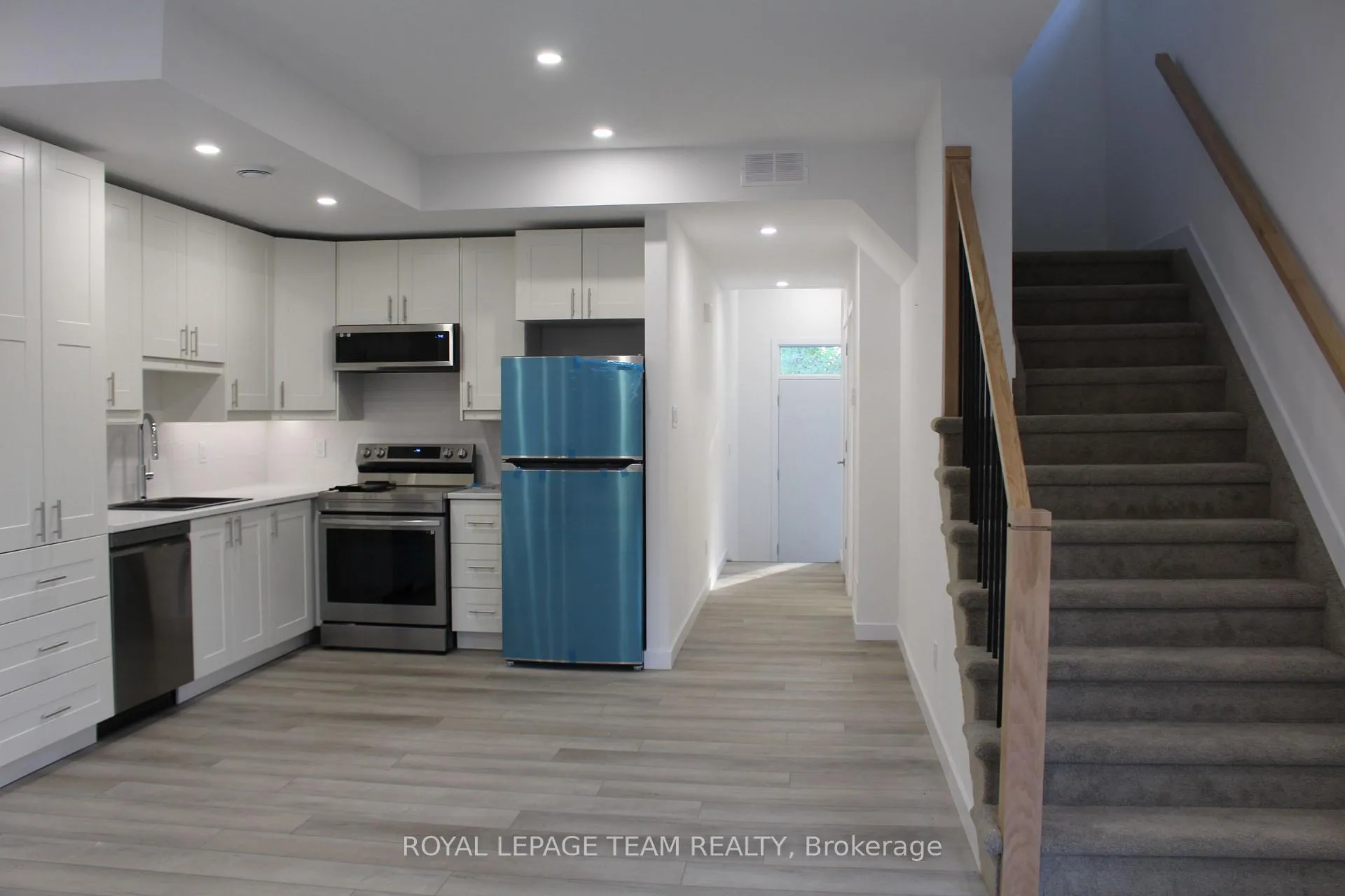 Photo 8 of Unit Unit A, 155 Longpre Street, Ottawa, Vanier — HOMEH