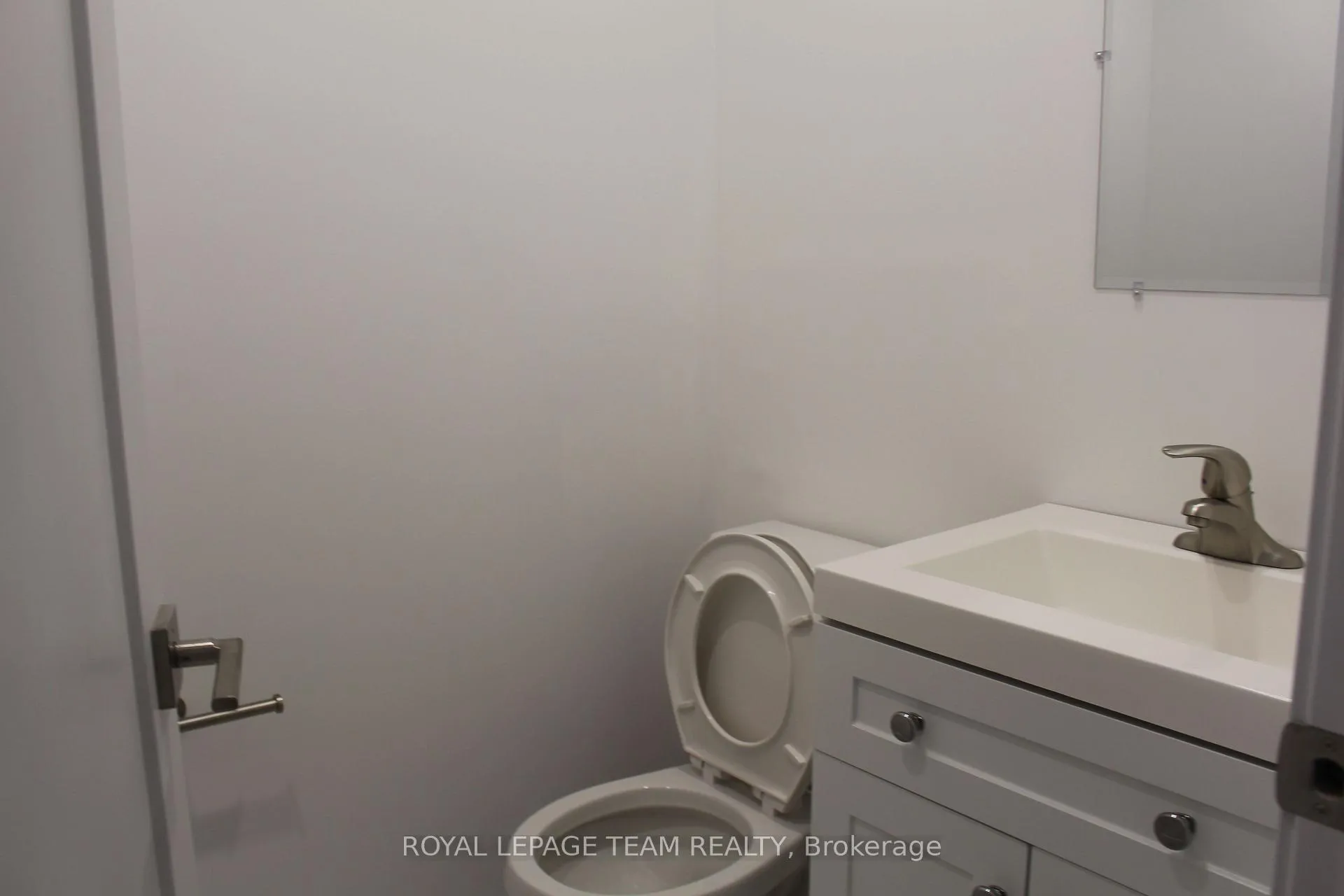 Photo 15 of Unit Unit A, 155 Longpre Street, Ottawa, Vanier — HOMEH