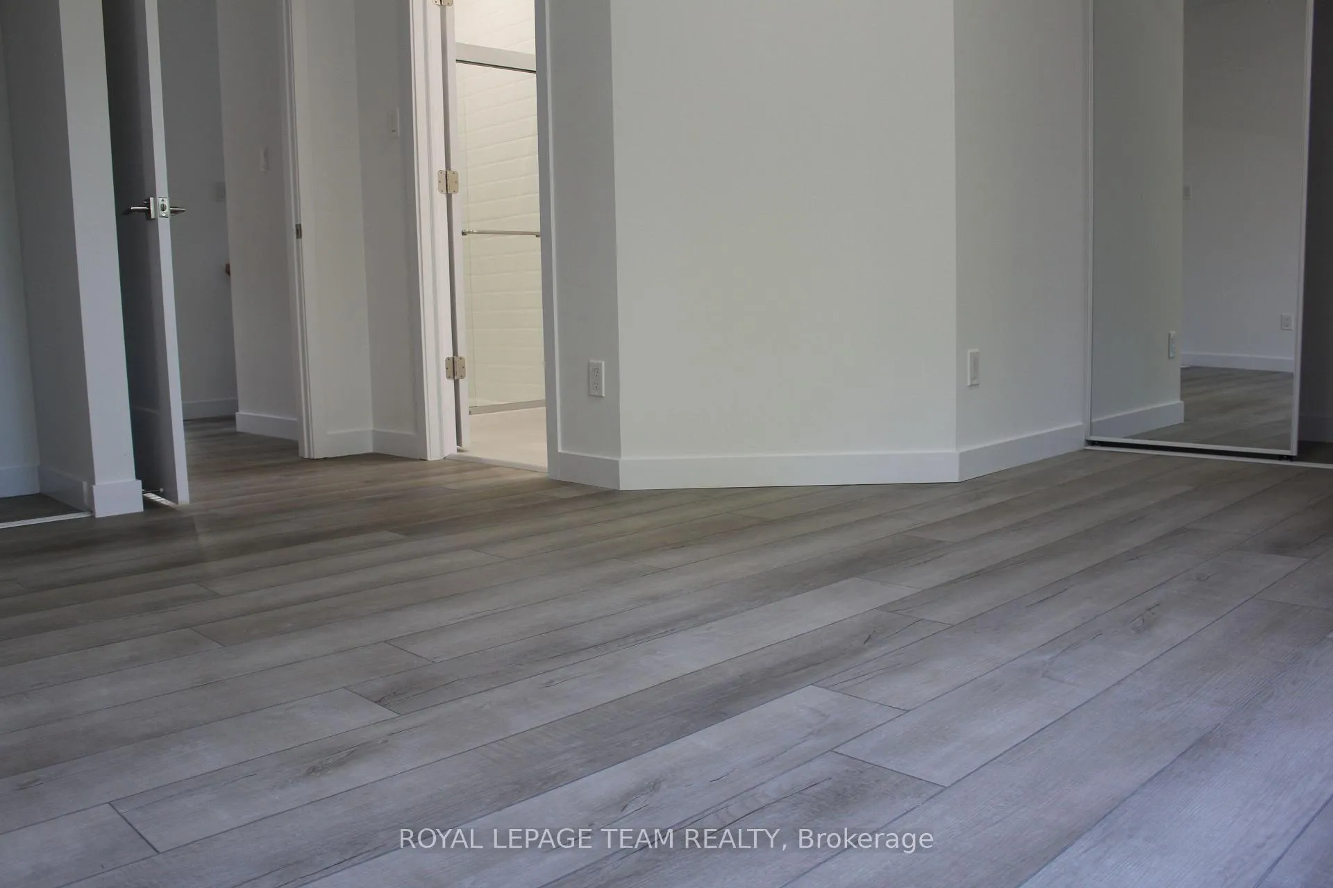 Photo 16 of Unit Unit A, 155 Longpre Street, Ottawa, Vanier — HOMEH