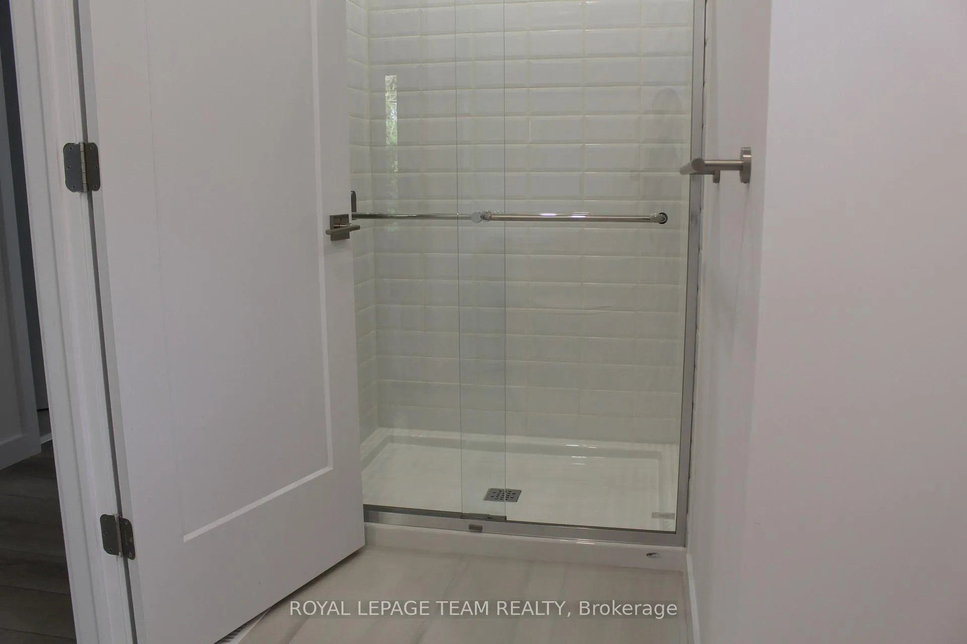 Photo 20 of Unit Unit A, 155 Longpre Street, Ottawa, Vanier — HOMEH