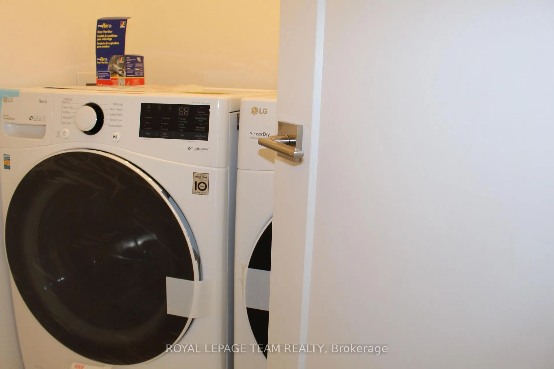 Photo 23 of Unit Unit A, 155 Longpre Street, Ottawa, Vanier — HOMEH