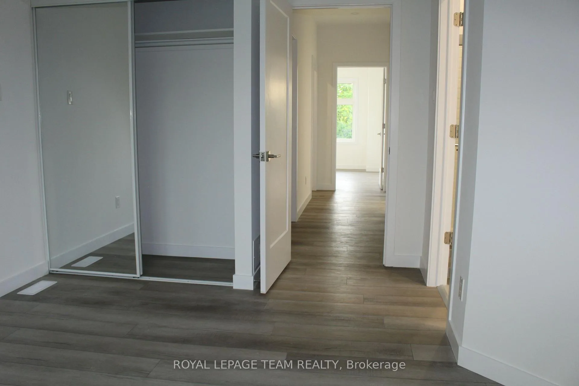 Photo 29 of Unit Unit A, 155 Longpre Street, Ottawa, Vanier — HOMEH
