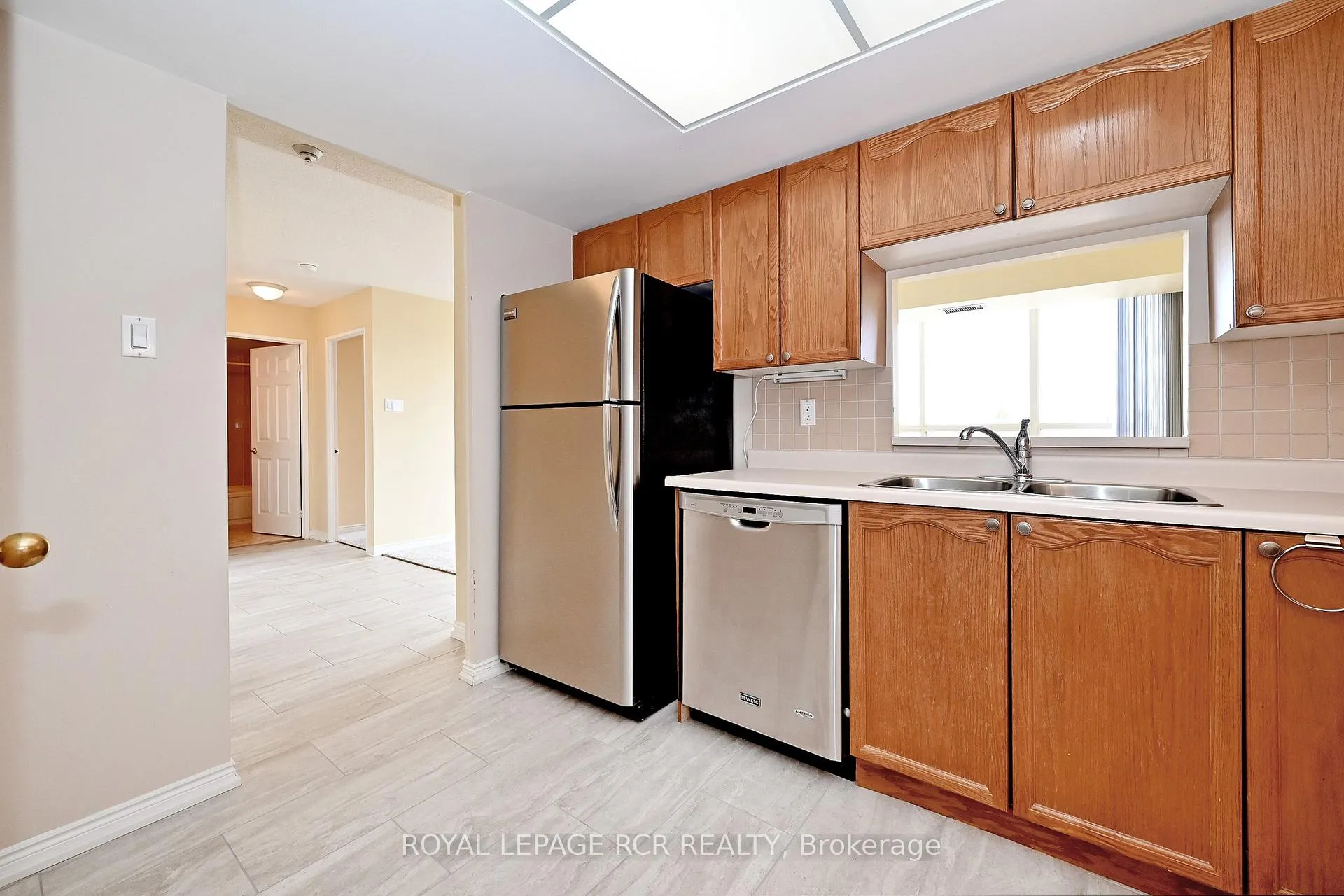 Photo 15 of Unit 509, 14924 Yonge Street, Aurora, Aurora Highlands — HOMEH
