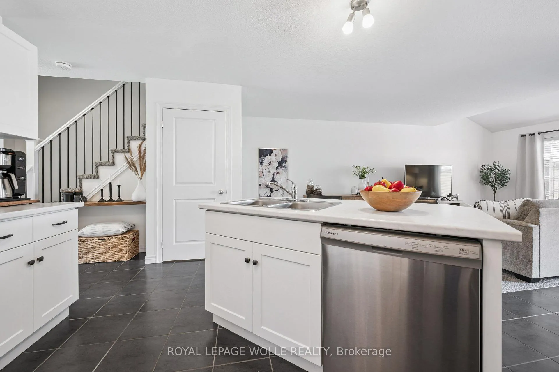 Photo 14 of 26 Isaac Street, Woolwich — HOMEH