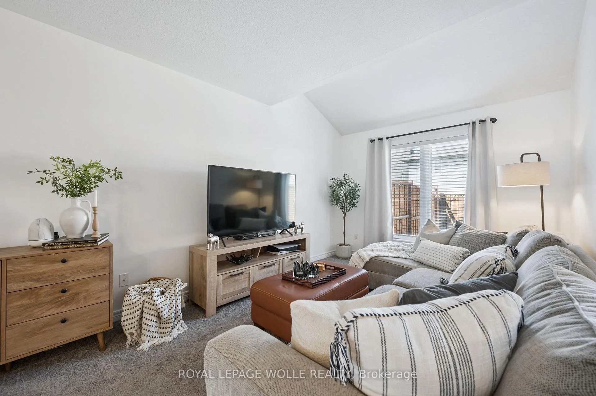 Photo 18 of 26 Isaac Street, Woolwich — HOMEH