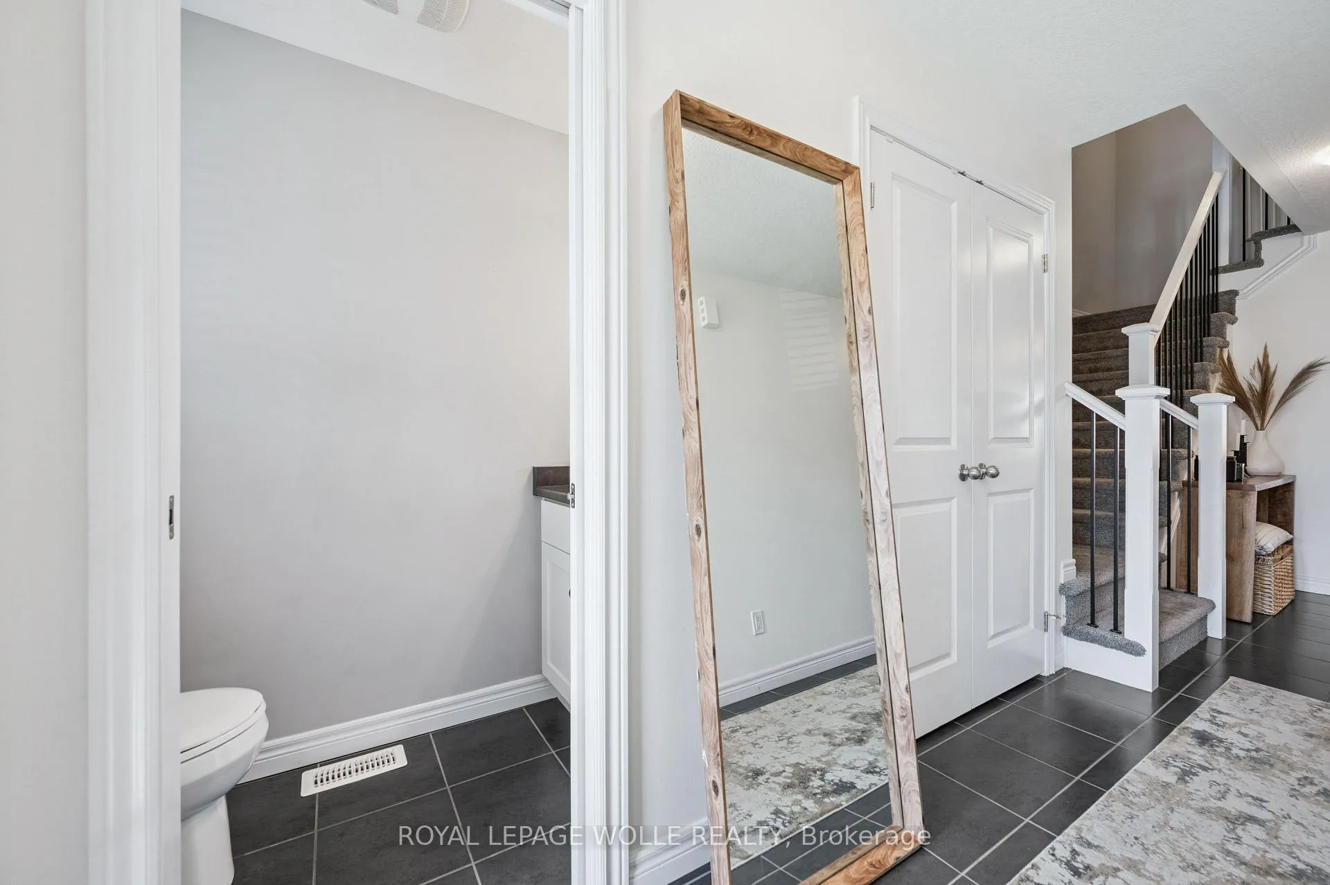 Photo 21 of 26 Isaac Street, Woolwich — HOMEH