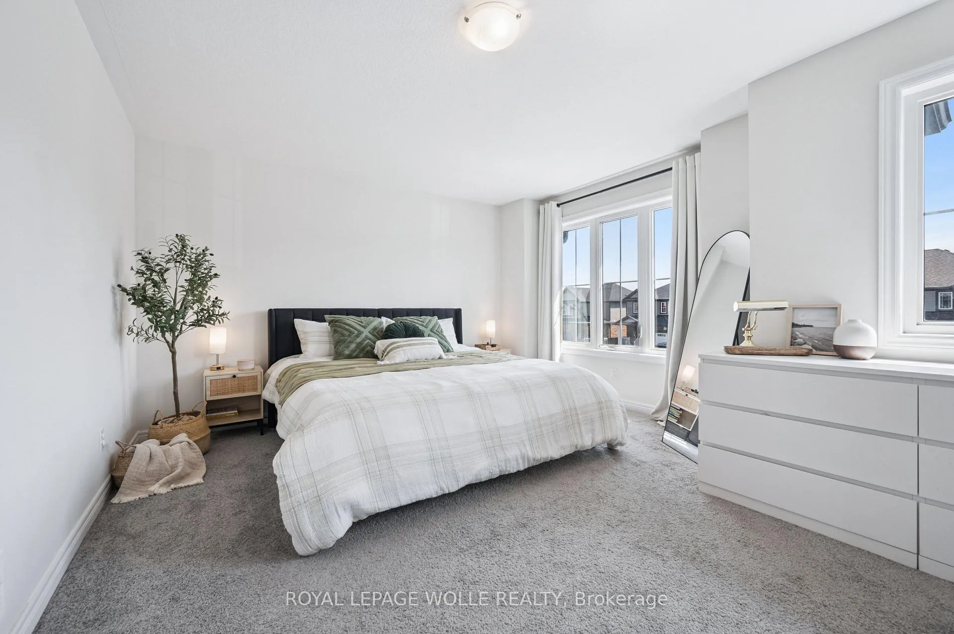 Photo 28 of 26 Isaac Street, Woolwich — HOMEH