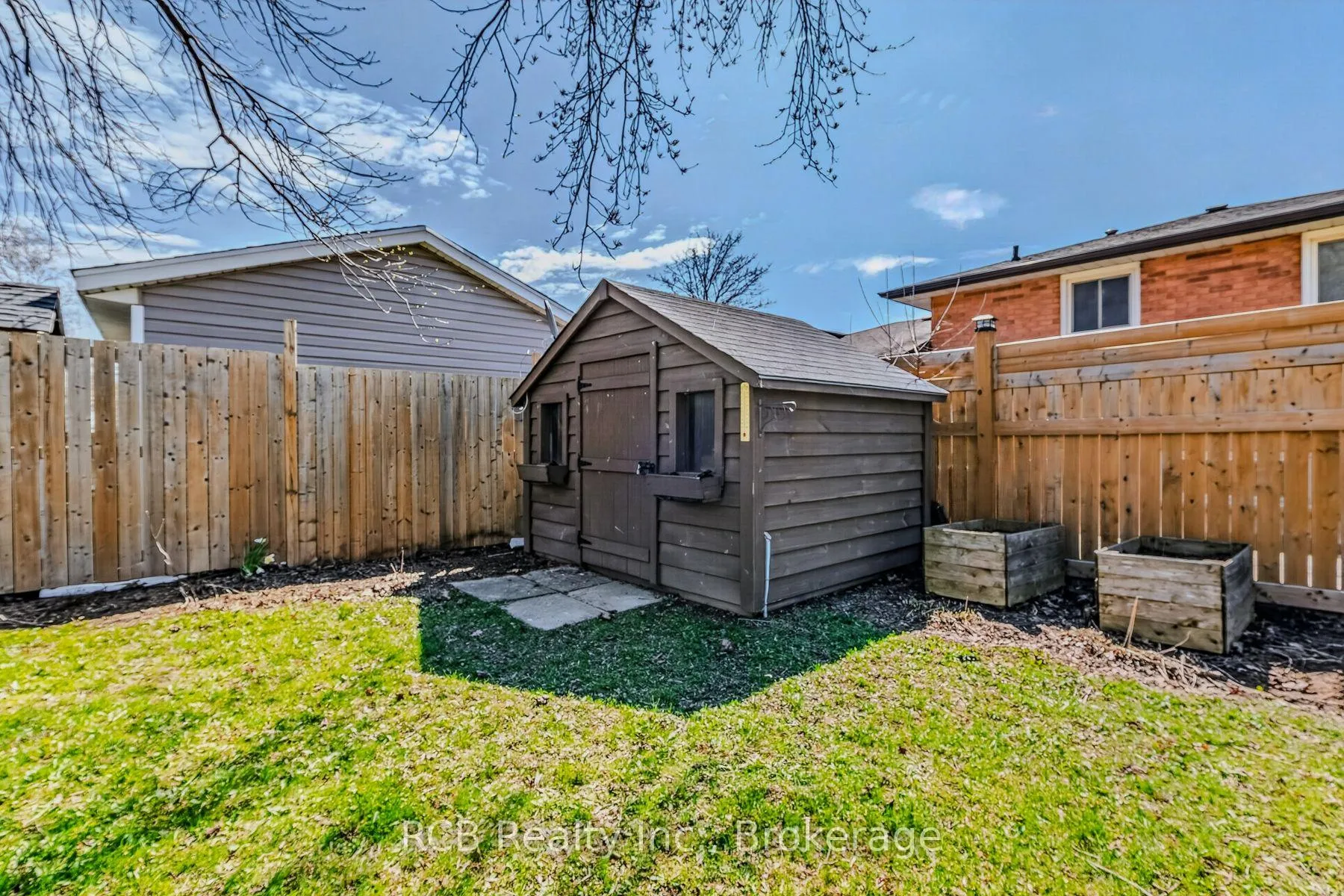 Photo 10 of 8 Coulbeck Road, Brantford — HOMEH
