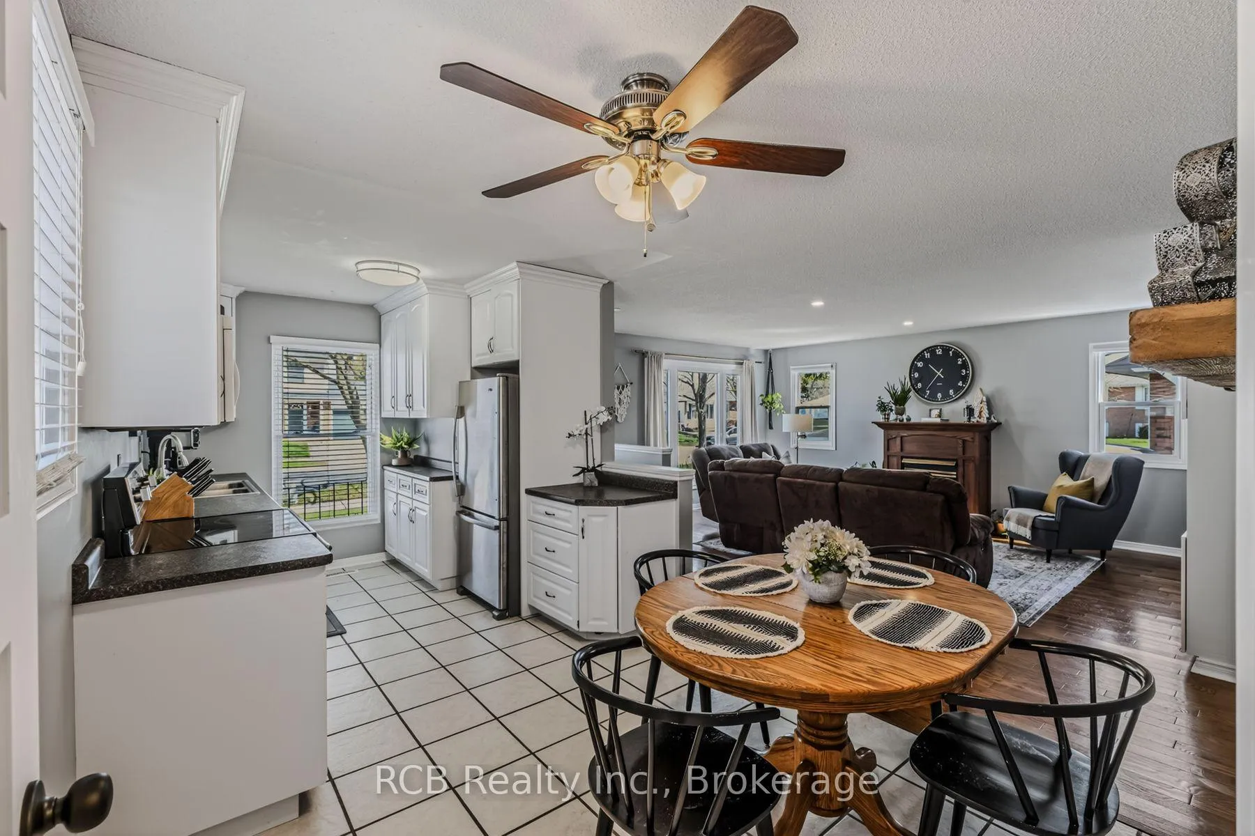 Photo 18 of 8 Coulbeck Road, Brantford — HOMEH