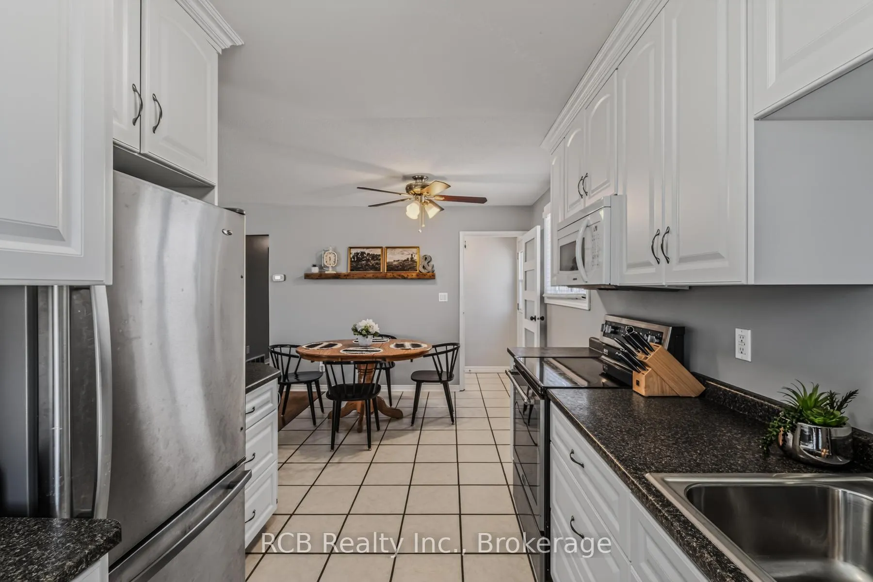 Photo 21 of 8 Coulbeck Road, Brantford — HOMEH