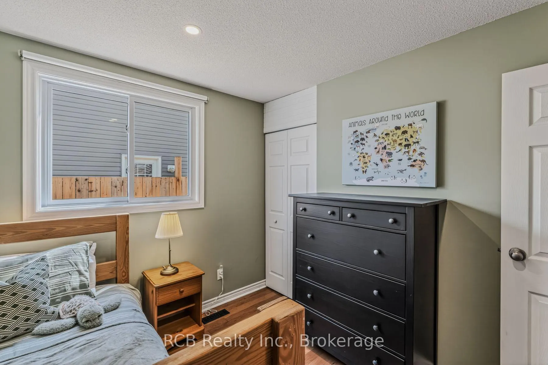 Photo 23 of 8 Coulbeck Road, Brantford — HOMEH