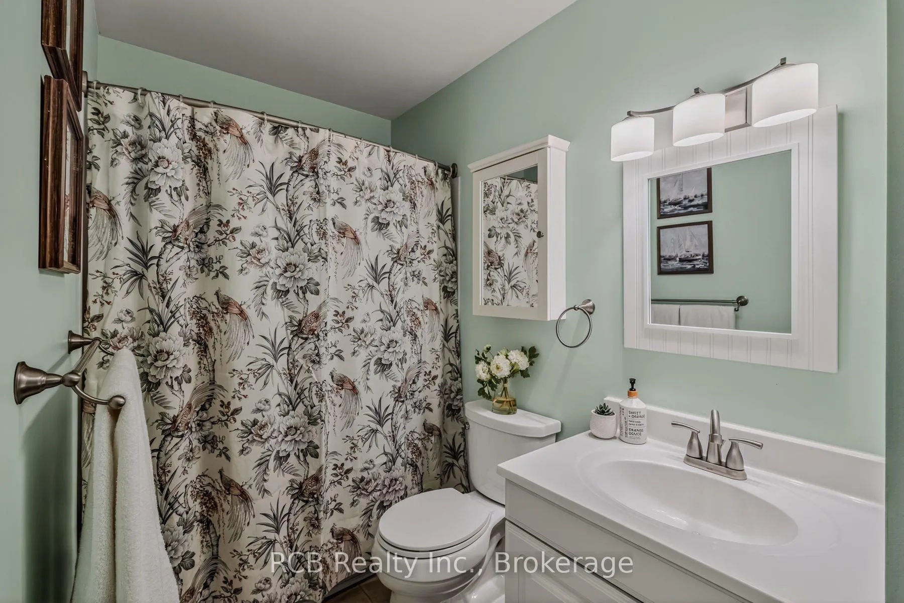 Photo 28 of 8 Coulbeck Road, Brantford — HOMEH