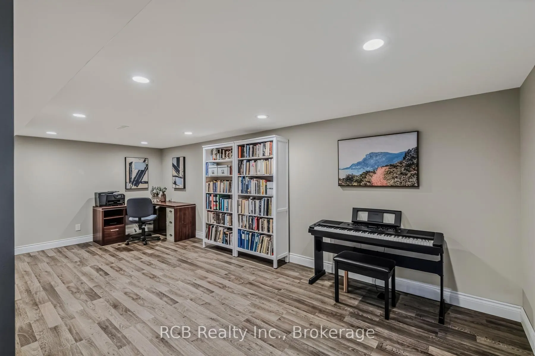 Photo 30 of 8 Coulbeck Road, Brantford — HOMEH