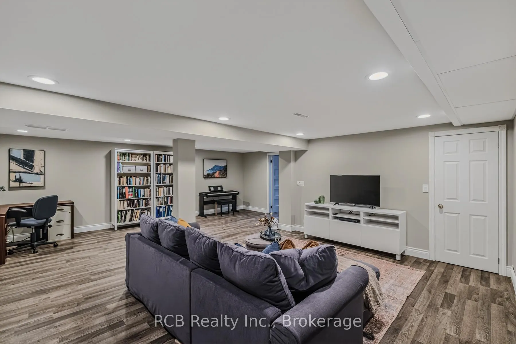 Photo 33 of 8 Coulbeck Road, Brantford — HOMEH