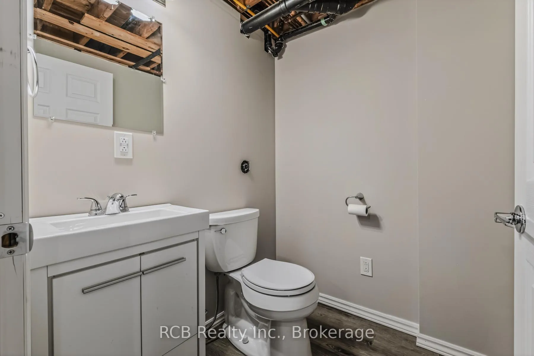 Photo 38 of 8 Coulbeck Road, Brantford — HOMEH