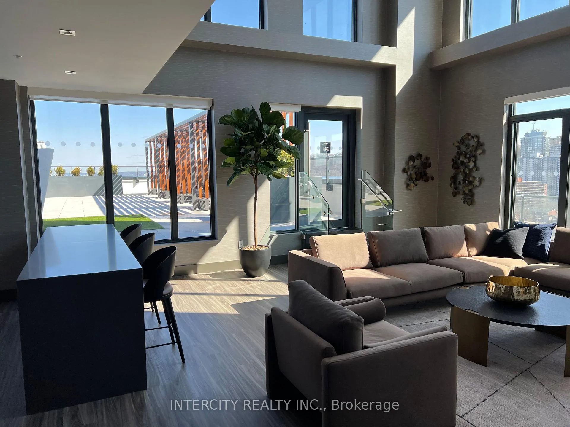 Photo 4 of Unit 312, 75 James Street S, Hamilton, Corktown — HOMEH