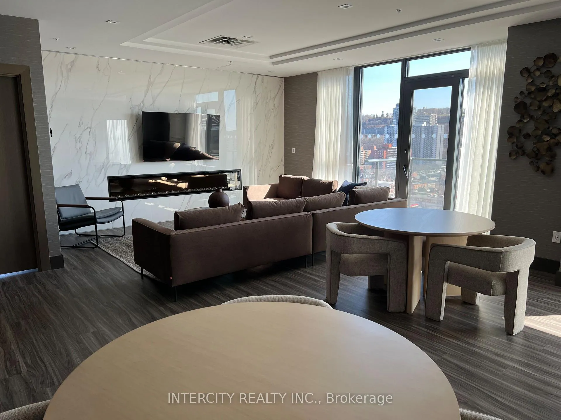 Photo 6 of Unit 312, 75 James Street S, Hamilton, Corktown — HOMEH