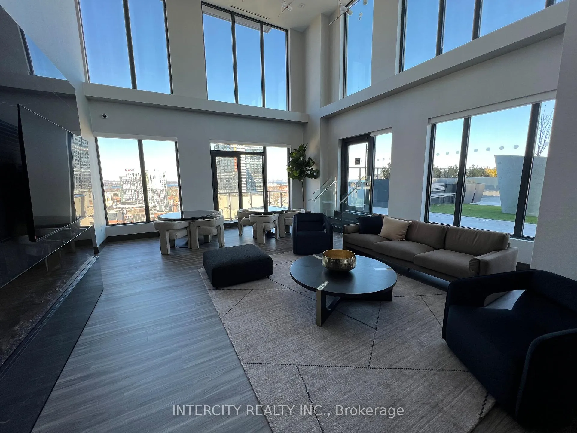 Photo 7 of Unit 312, 75 James Street S, Hamilton, Corktown — HOMEH