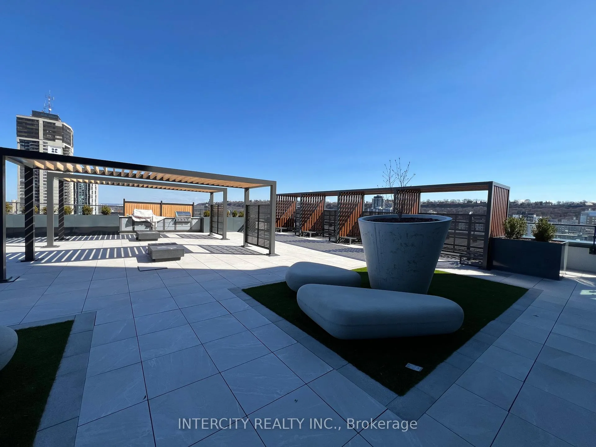Photo 8 of Unit 312, 75 James Street S, Hamilton, Corktown — HOMEH