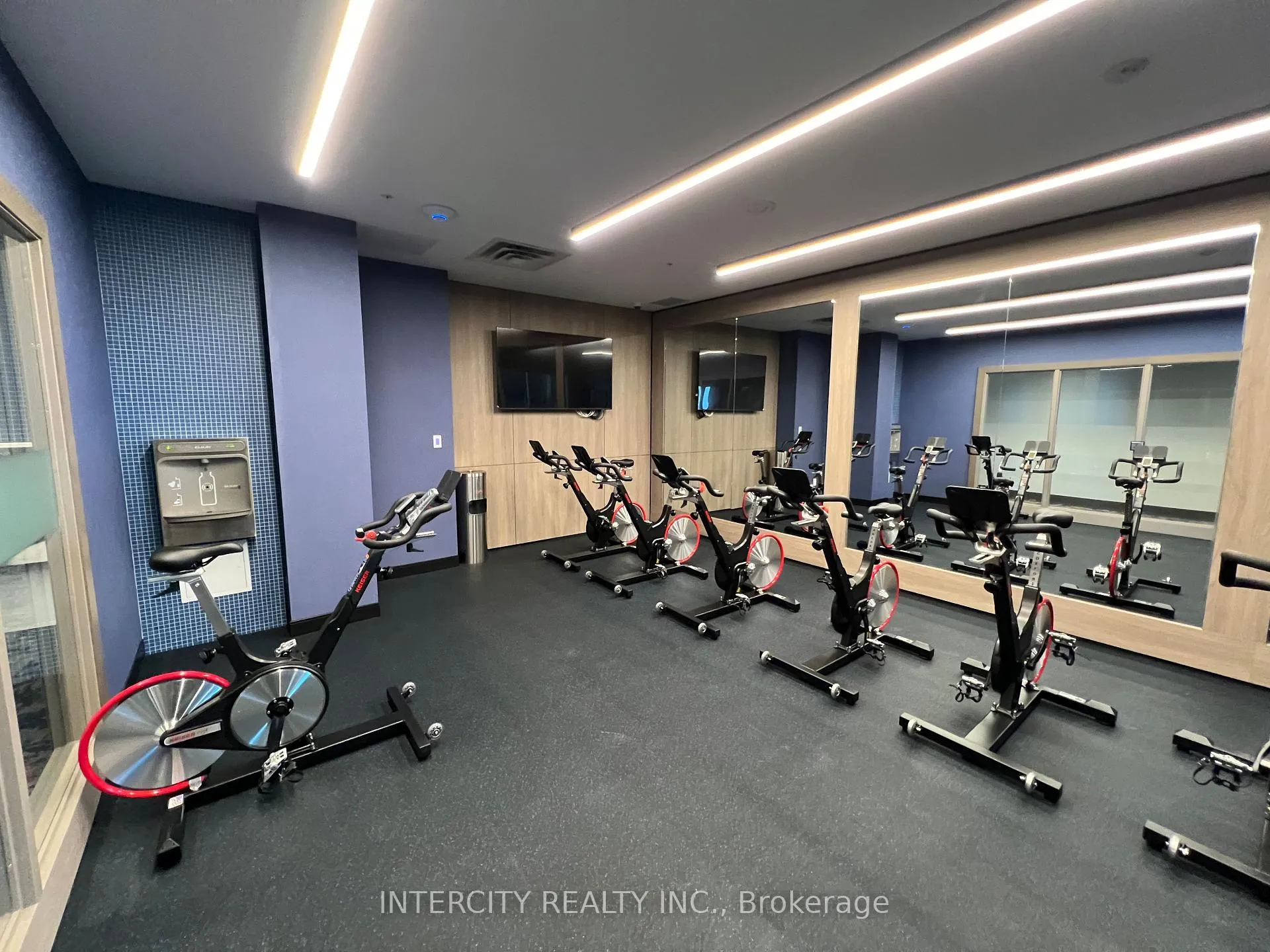 Photo 11 of Unit 312, 75 James Street S, Hamilton, Corktown — HOMEH