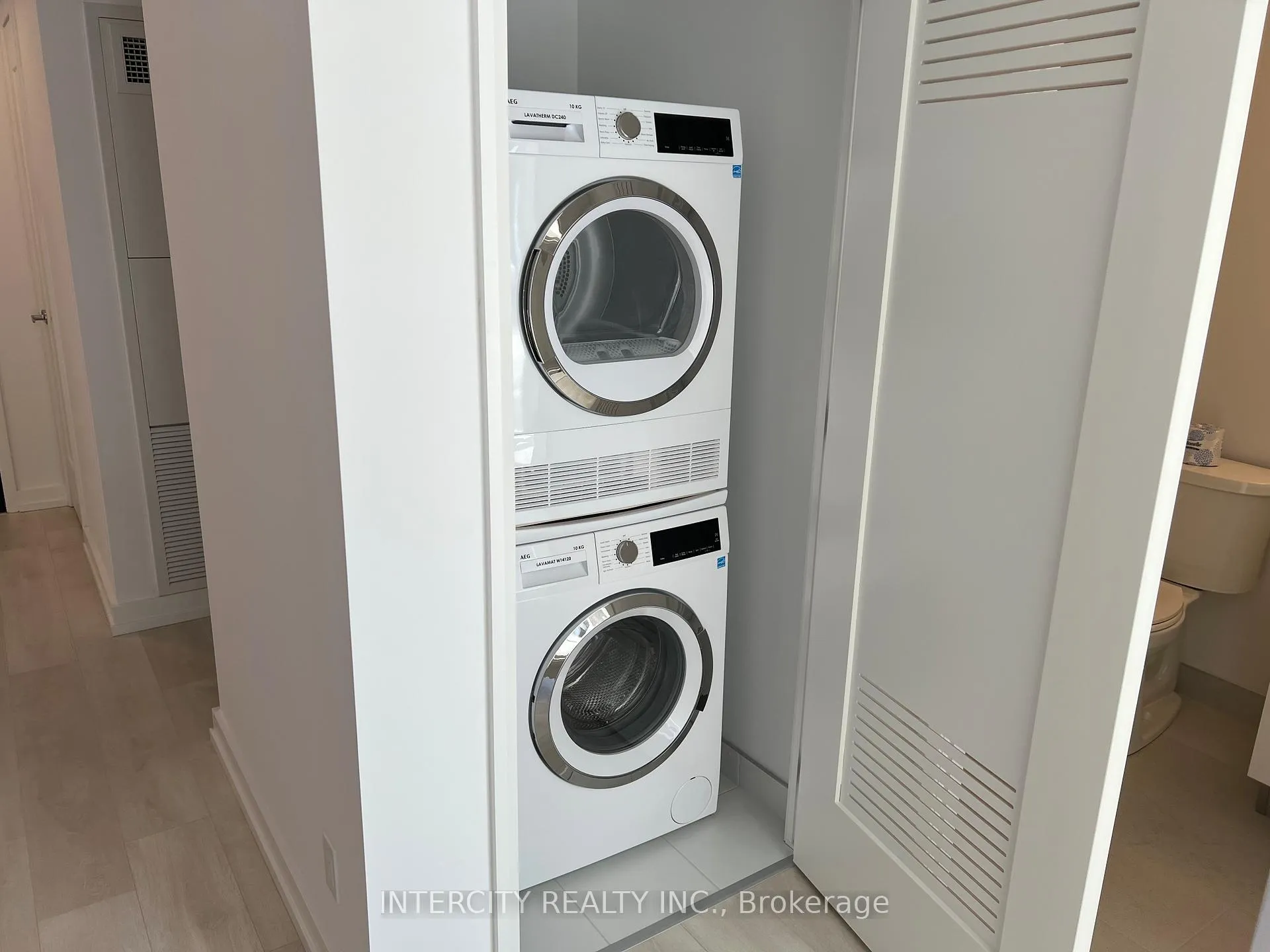 Photo 23 of Unit 312, 75 James Street S, Hamilton, Corktown — HOMEH